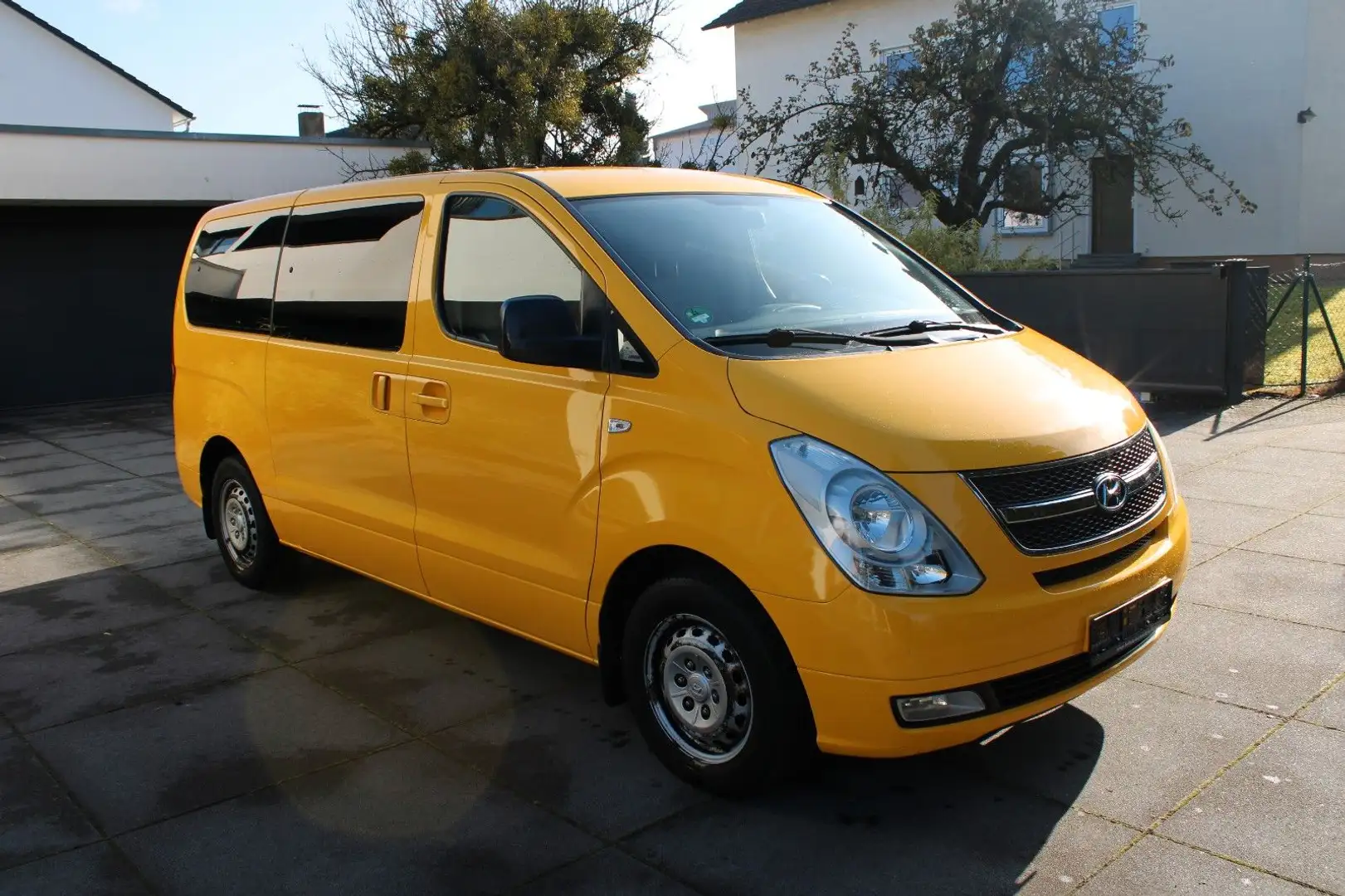 Hyundai H-1 Travel Classic**KLIMA/8-SITZER** Jaune - 2