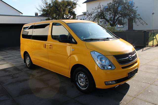 Hyundai H-1 Travel Classic**KLIMA/8-SITZER**