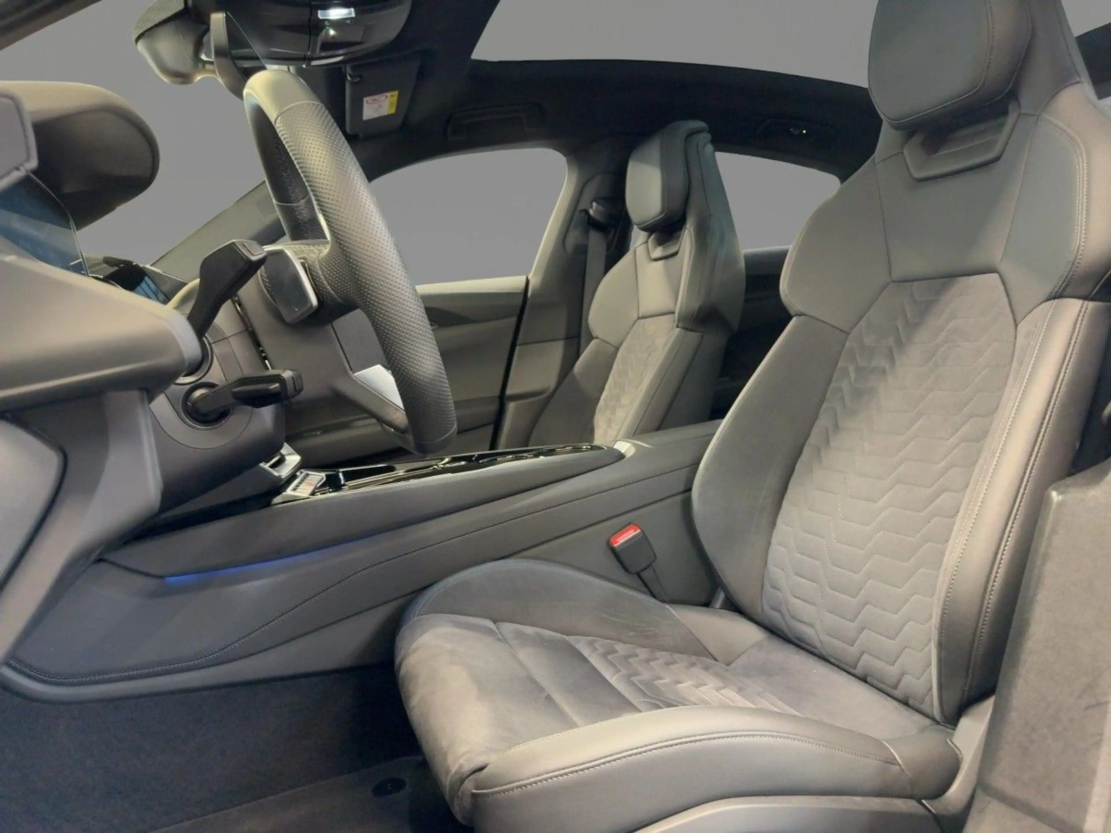Audi e-tron GT Matrix Standklima Pano Kamera — photo 8