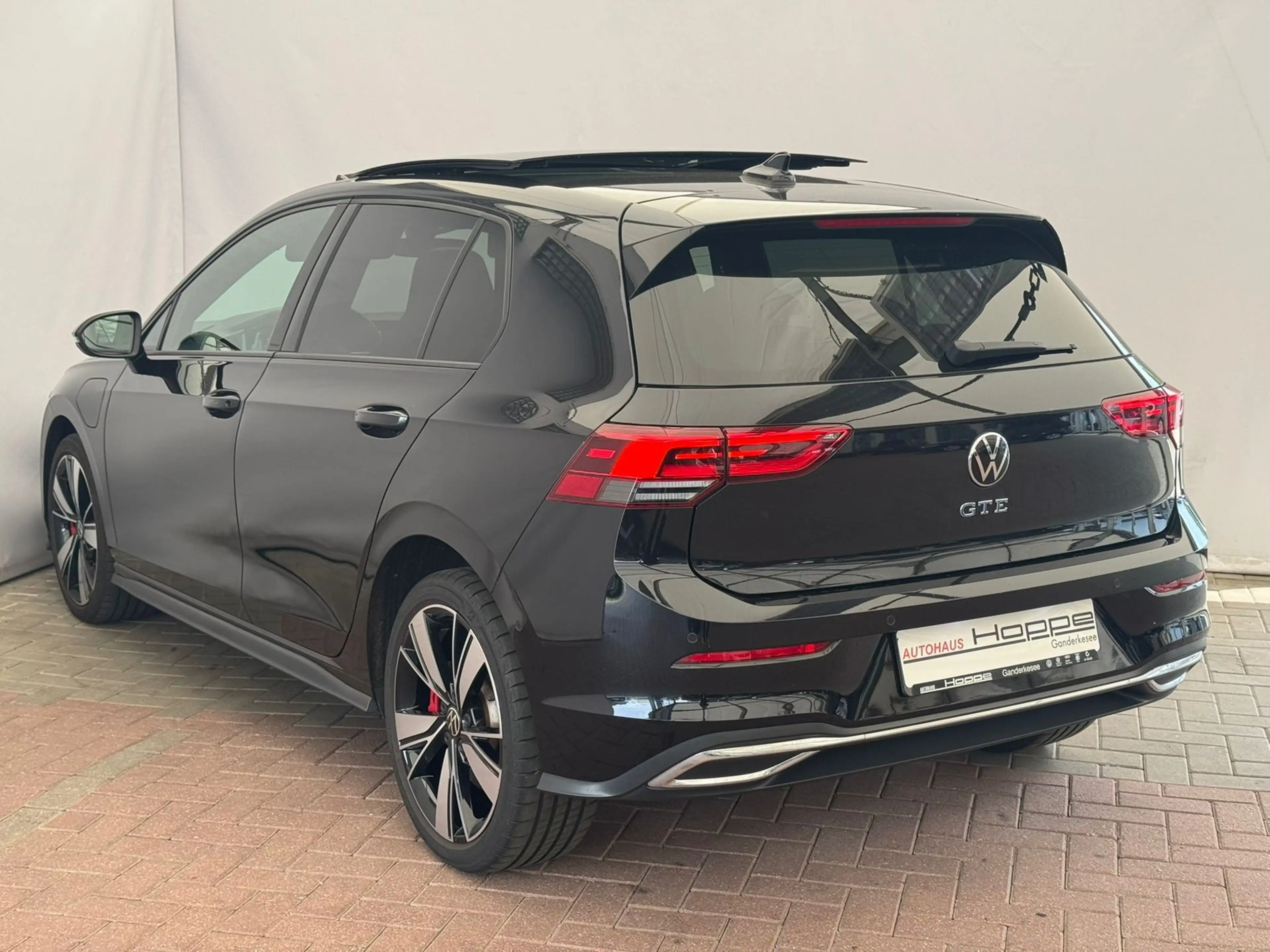 Volkswagen Golf VIII GTE 1.4l eHybrid DSG+AHK+PANO+KAMERA+ACC — photo 21