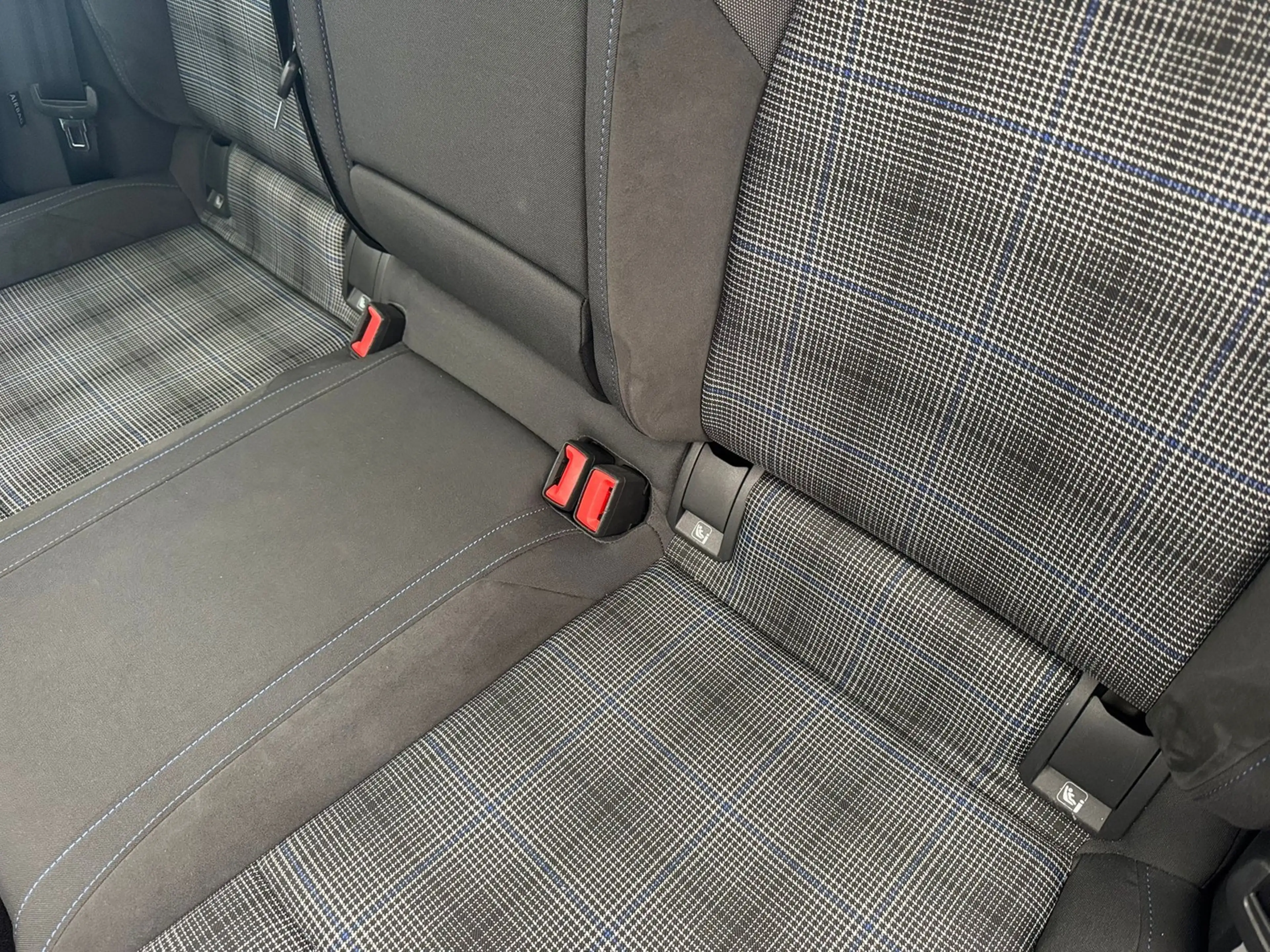 Volkswagen Golf VIII GTE 1.4l eHybrid DSG+AHK+PANO+KAMERA+ACC — photo 14