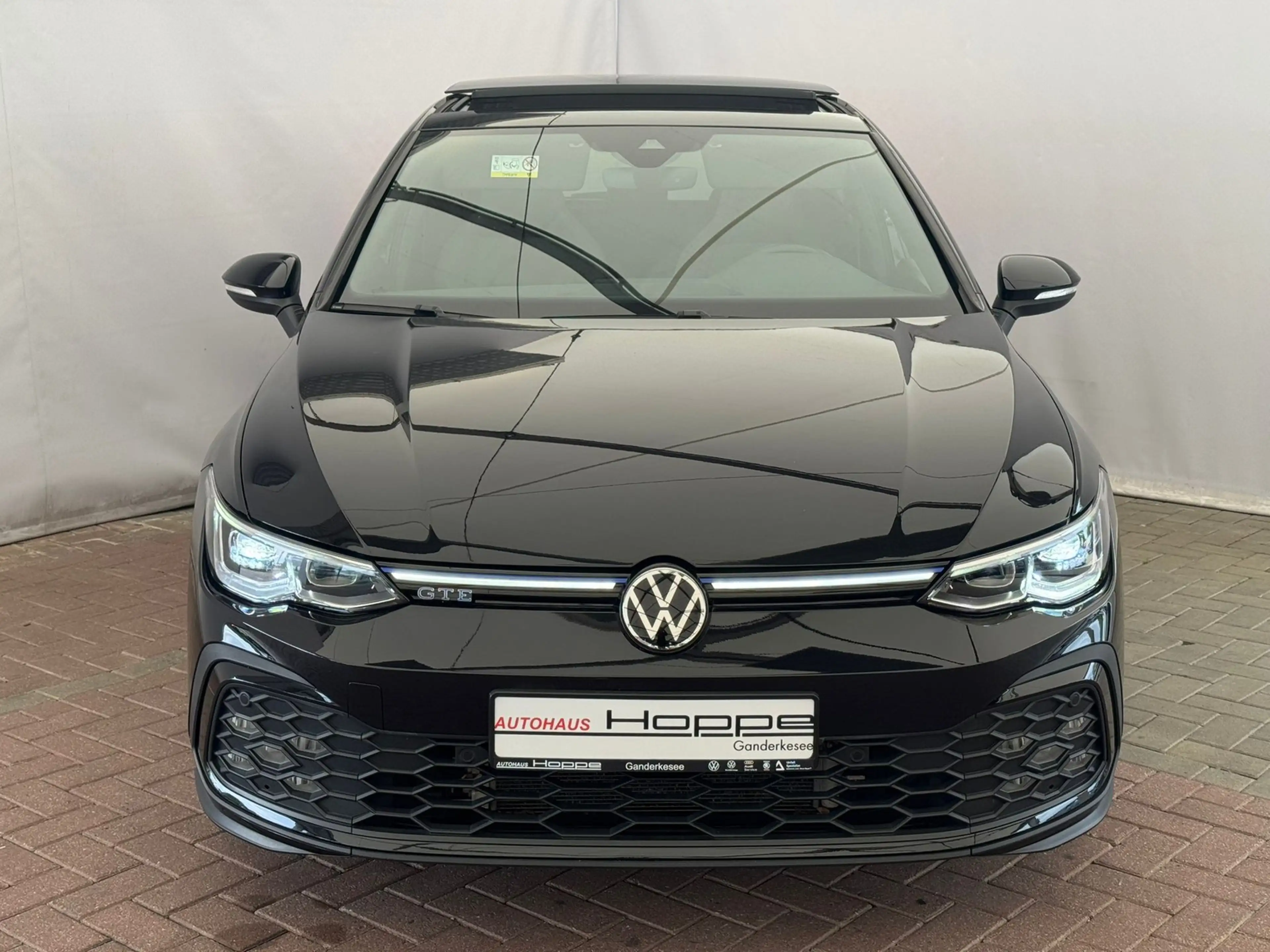 Volkswagen Golf VIII GTE 1.4l eHybrid DSG+AHK+PANO+KAMERA+ACC — photo 19