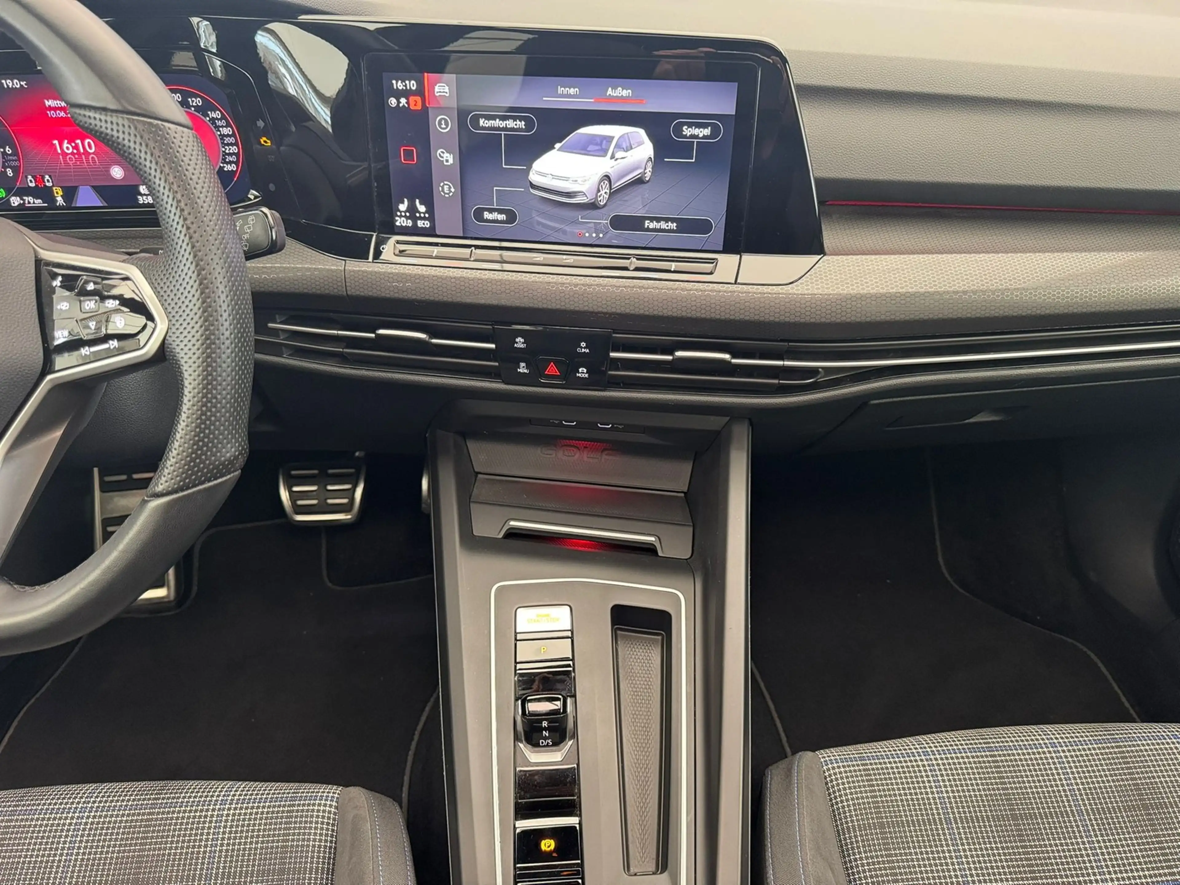 Volkswagen Golf VIII GTE 1.4l eHybrid DSG+AHK+PANO+KAMERA+ACC — photo 28