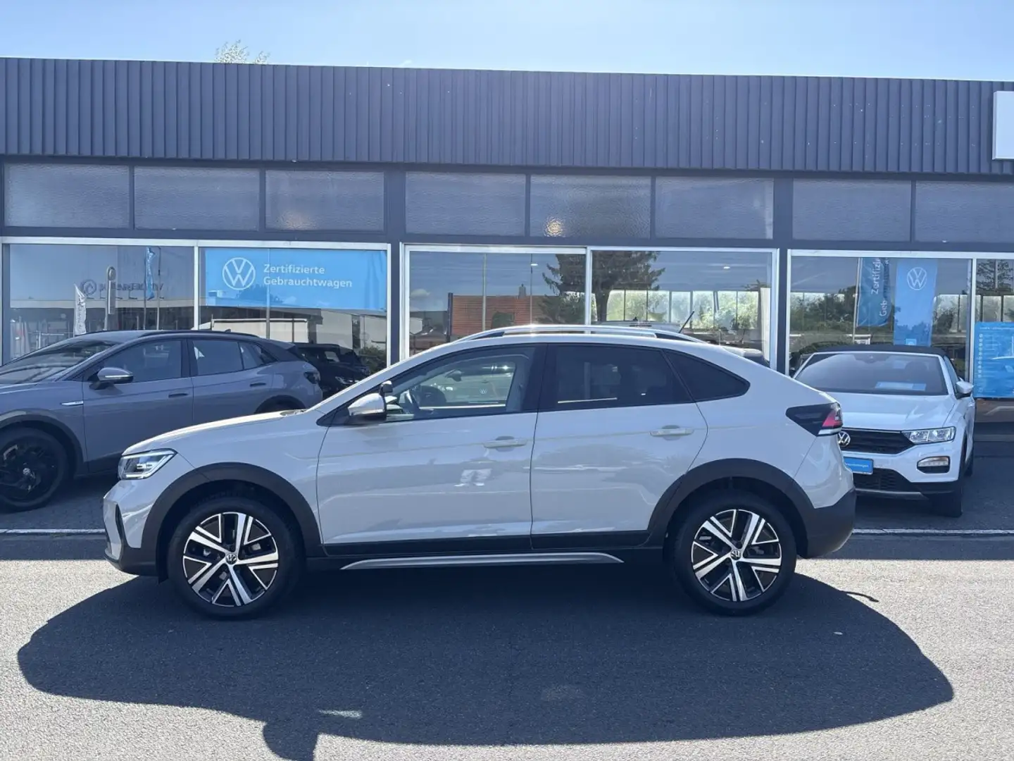 Volkswagen Taigo 1.0 TSI Style Klima Navi Rückfahrkamera Grijs - 2