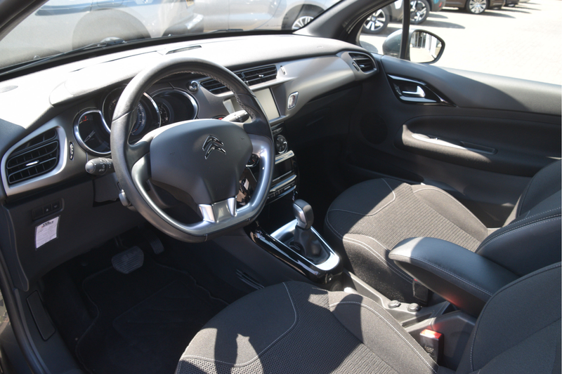 DS Automobiles DS 3 1.2 PureTech So Chic Navi | LMV | Clima | PDC | Bl — photo 7