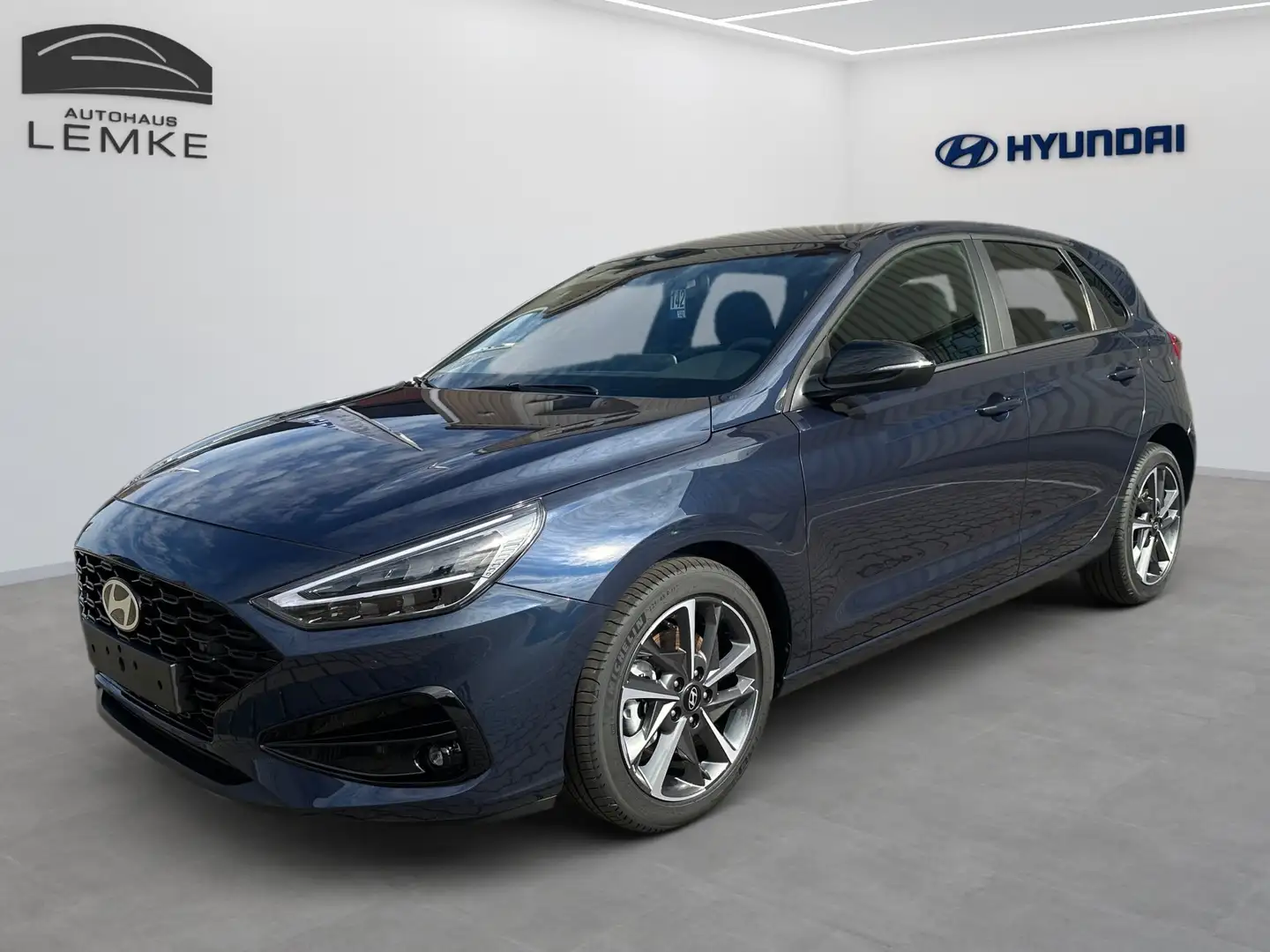 Hyundai i30 1.0 T-GDI DCT ADVANTAGE /NAVI/SITZHZG/PDC/LED Blauw - 1