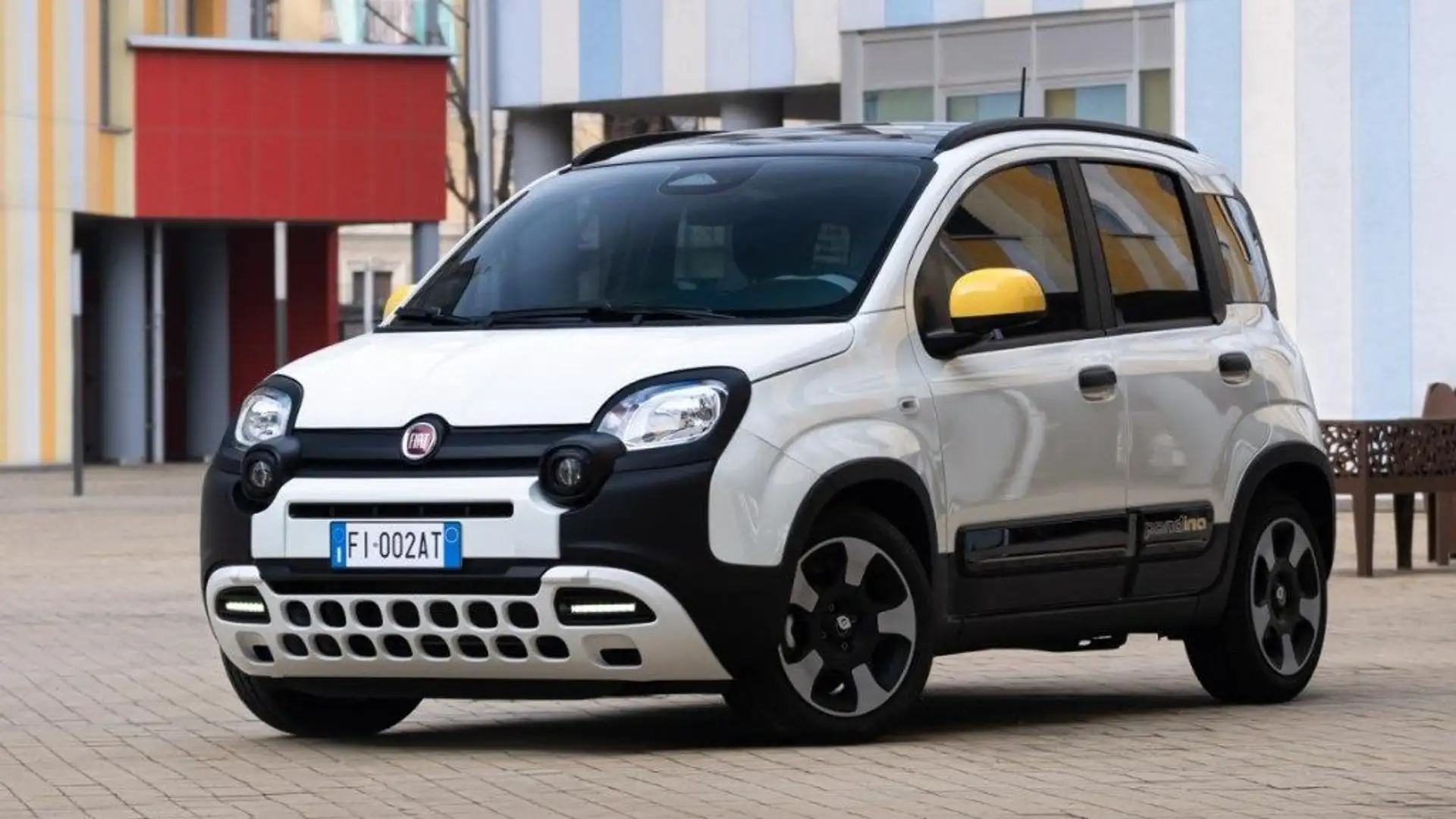 Fiat Panda 1.0 FireFly S&S Hybrid Pandina Giallo - 1