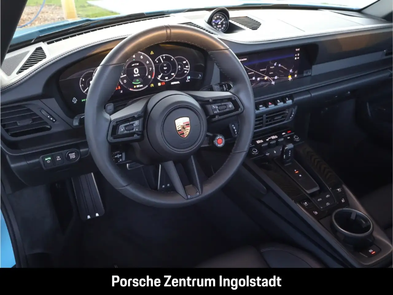 Porsche 992 (911) Carrera 4 GTS Cabriolet SurroundView Innodri 15