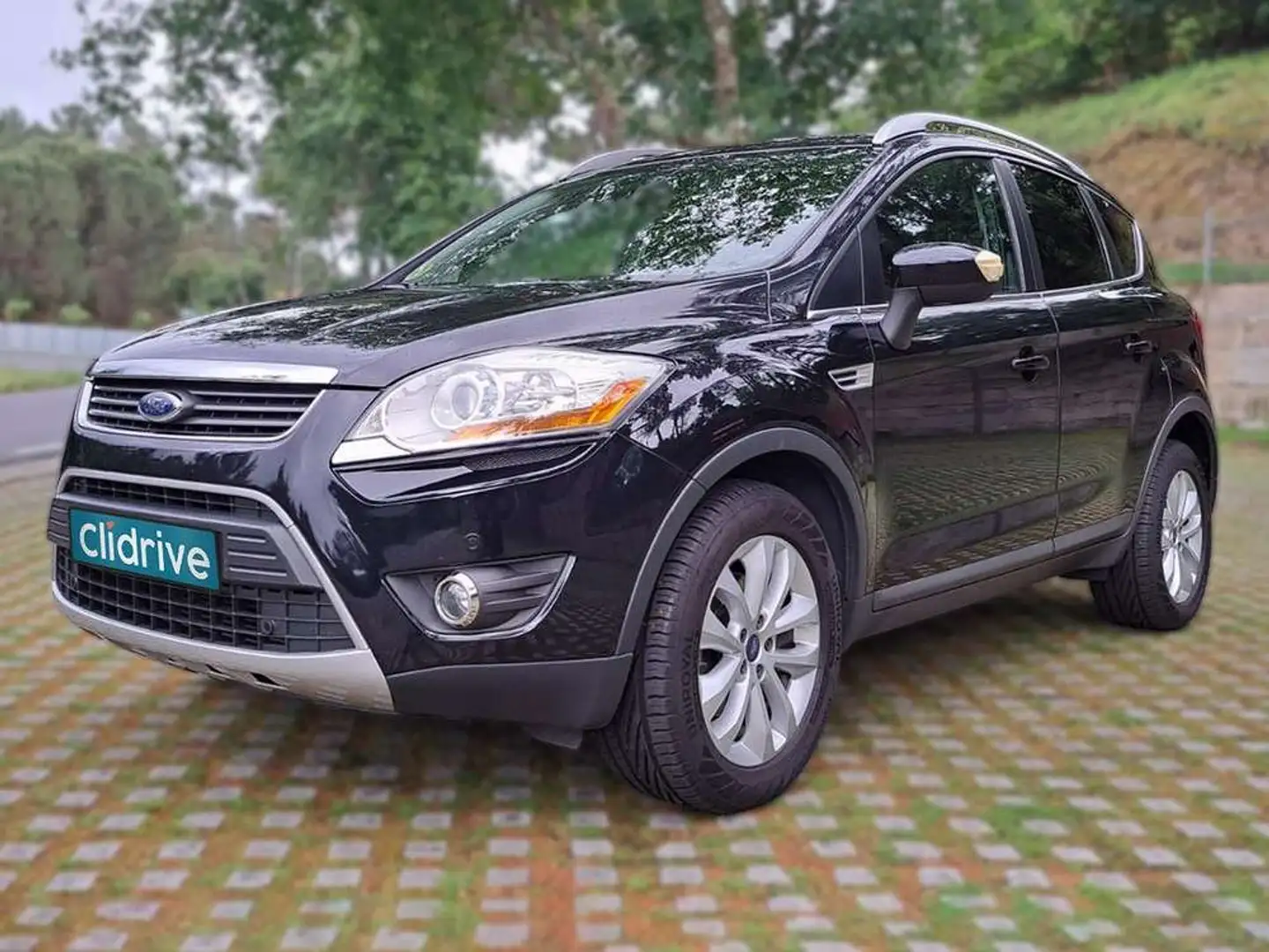 Ford Kuga 2.0TDCI Titanium 2WD Negro - 2