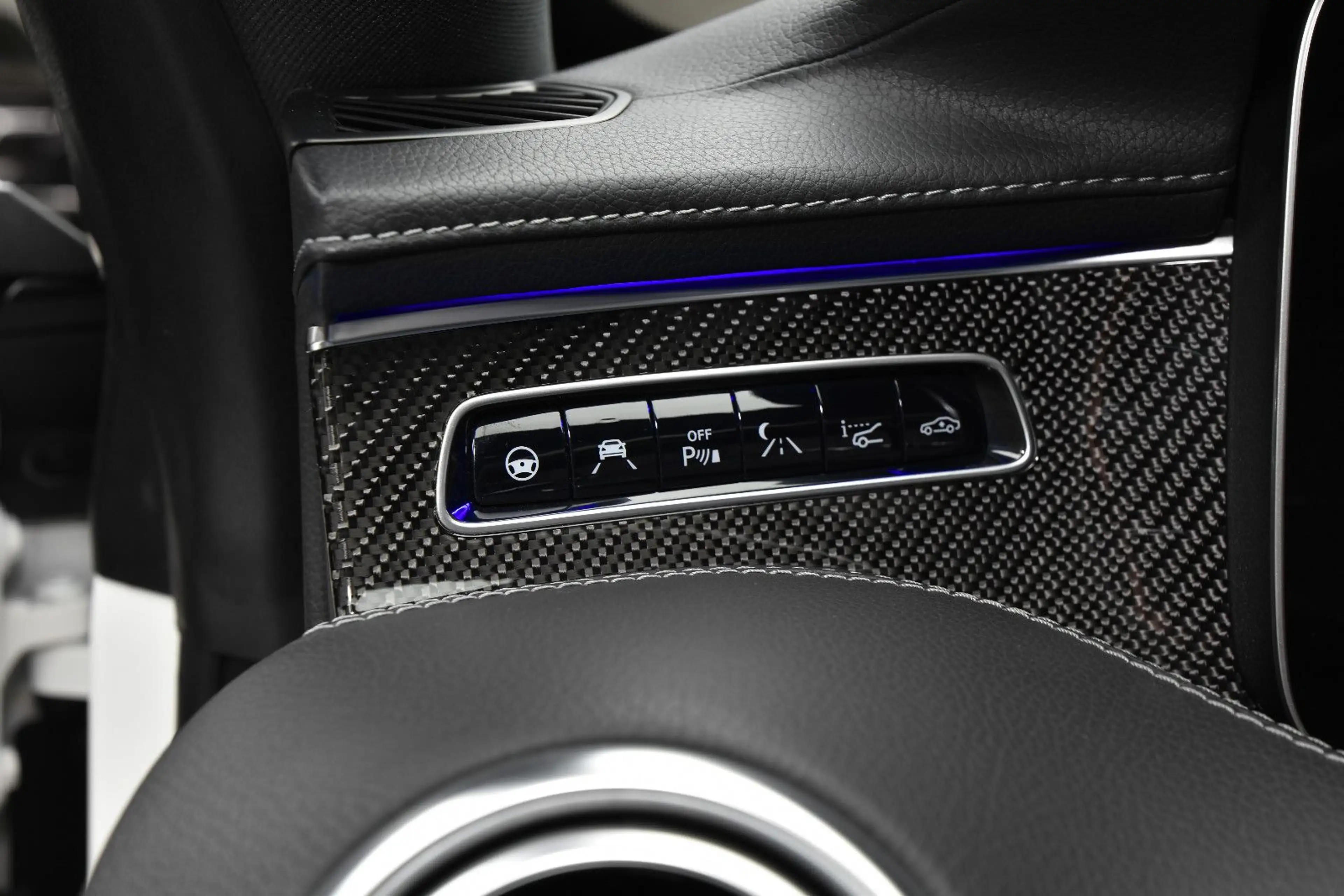 Mercedes-Benz S 63 AMG S Coupe 4Matic+ *Svarovski* Carbon* — photo 12