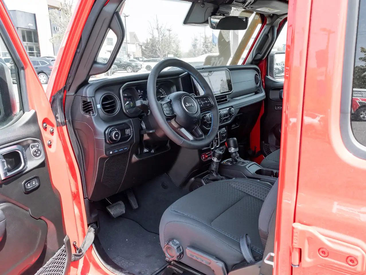 Jeep Wrangler снимка Jeep Wrangler
