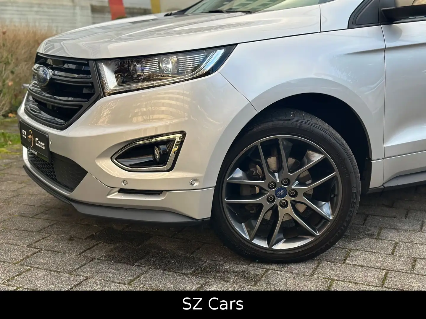 Ford Edge Sport 4x4*PANO*ACC*KEYLESS*LED*KAM Silber - 2