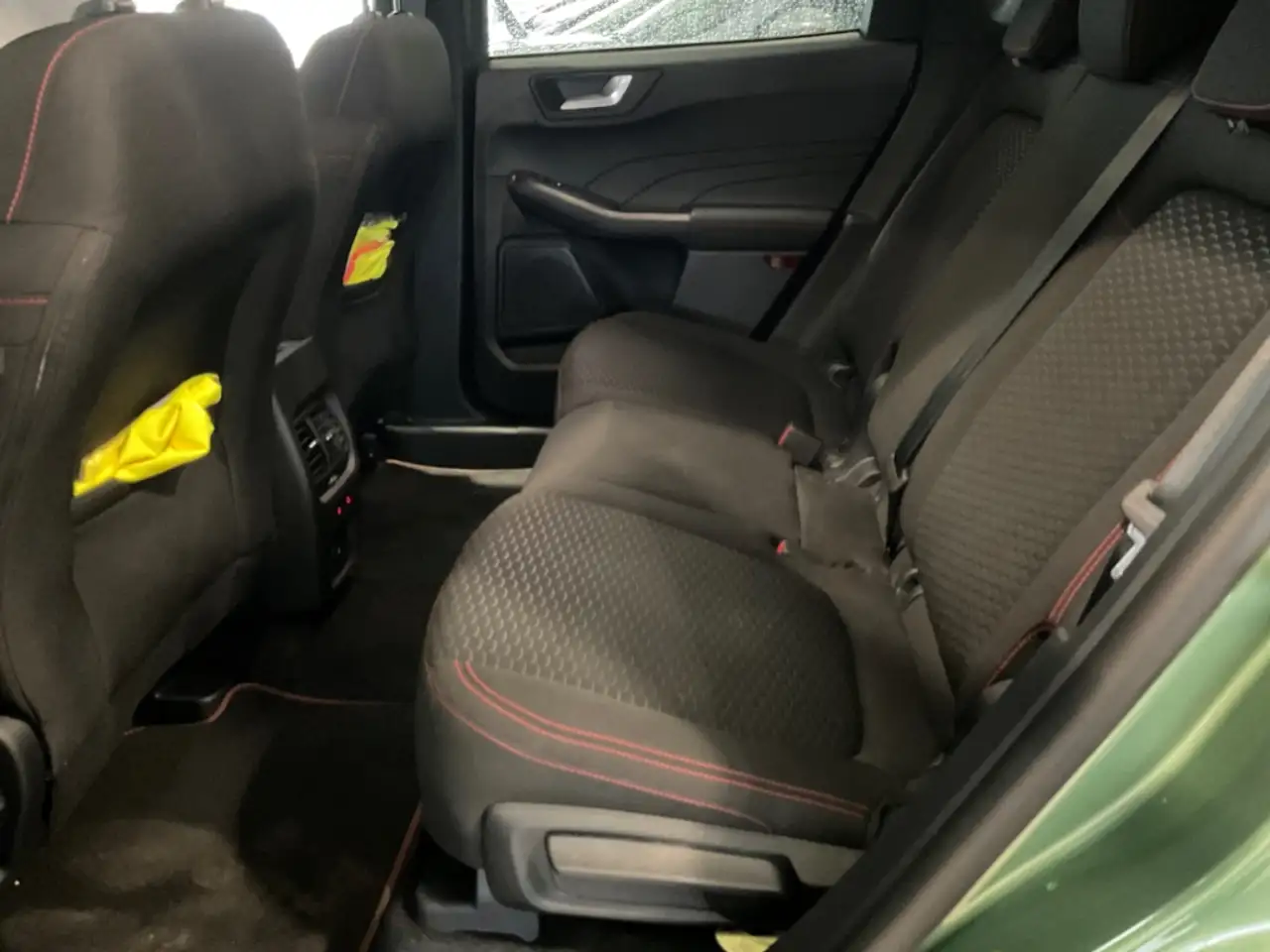 Ford Kuga ST-Line FHEV Kamera. Parksensoren. Sitzheizung 8