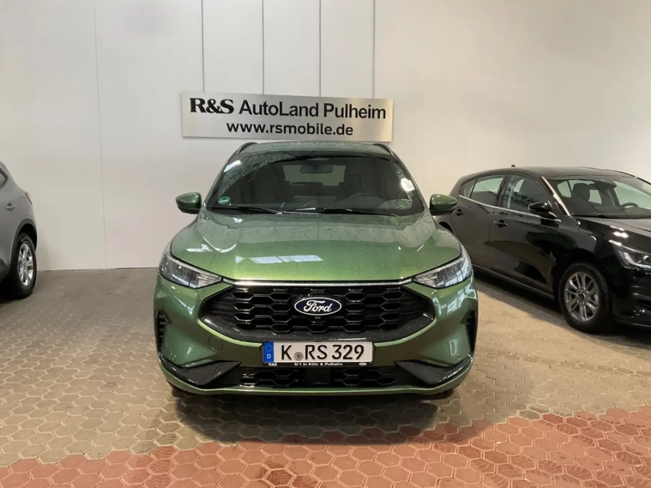 Ford Kuga ST-Line FHEV Kamera. Parksensoren. Sitzheizung 2