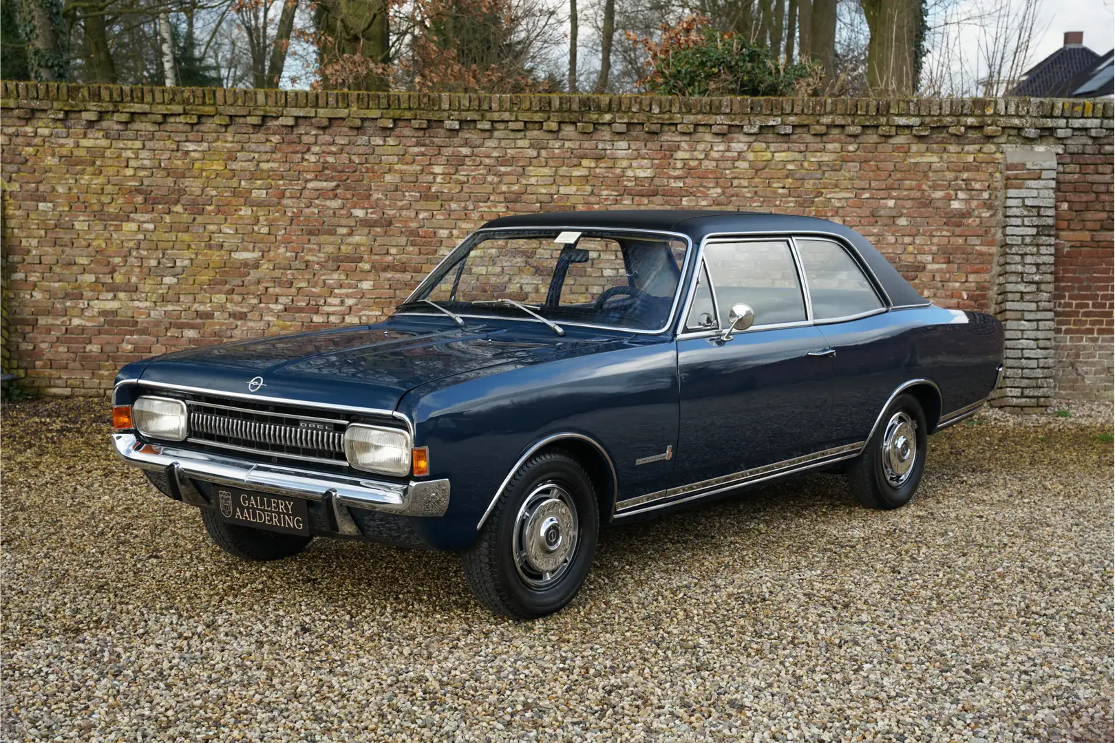 Opel Commodore A 2500S "Six" Originally delivered new in the Neth Niebieski - 1