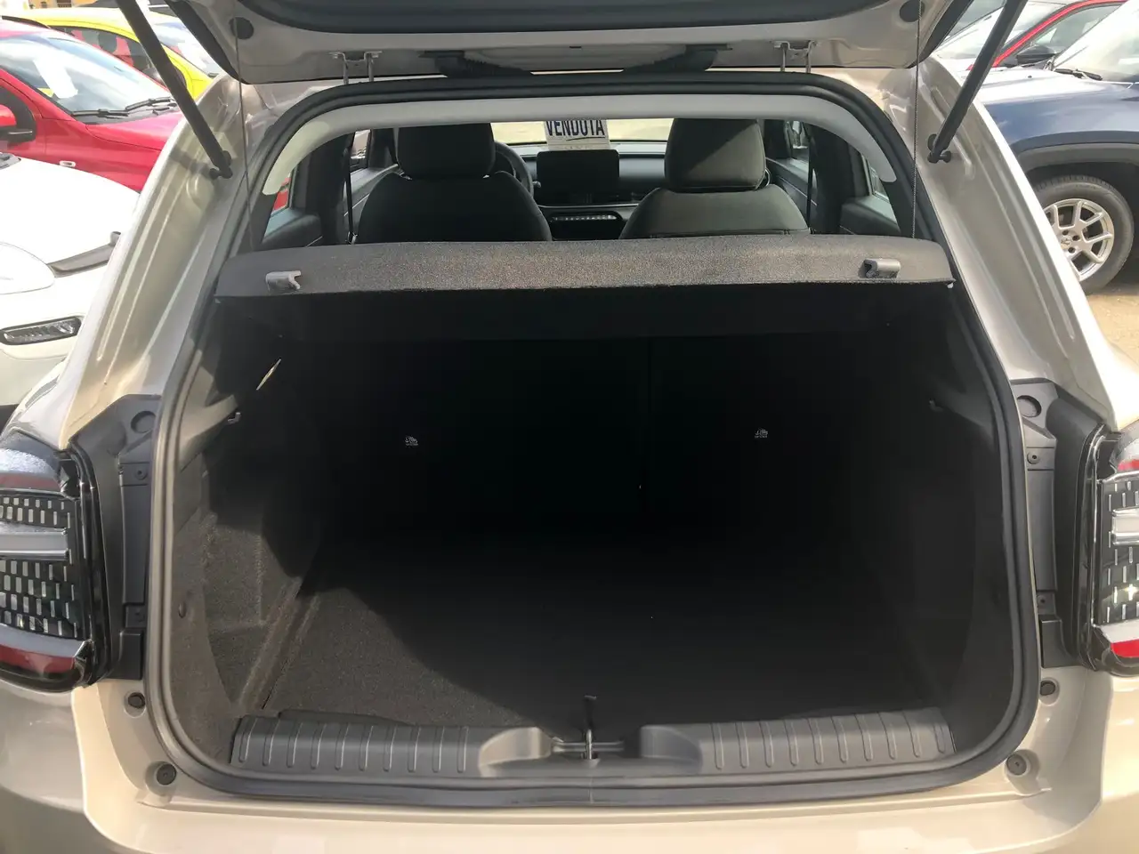 Fiat 600 600 1.2 hybrid 100cv auto 18
