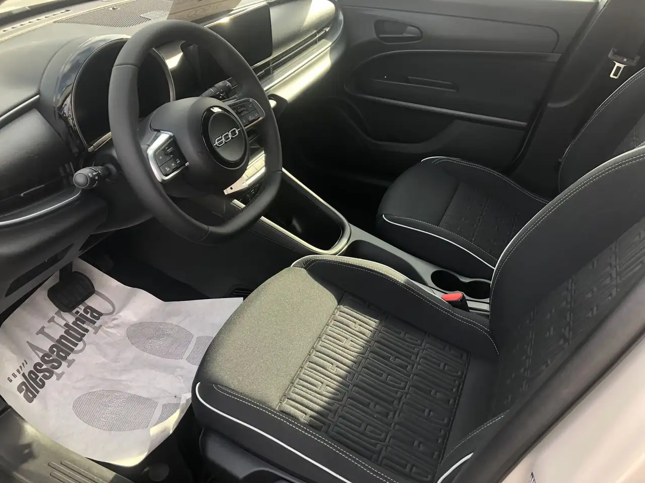 Fiat 600 600 1.2 hybrid 100cv auto 10