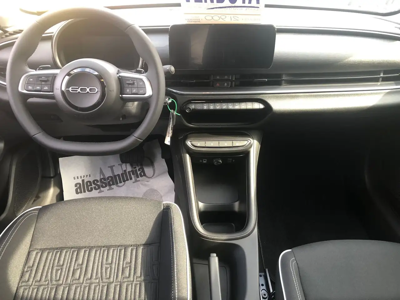 Fiat 600 600 1.2 hybrid 100cv auto 14