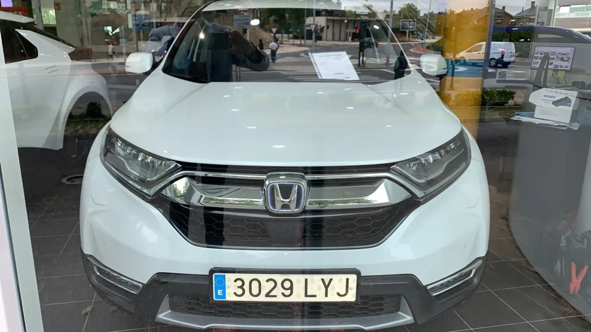 Honda CR-V 2.0 i-MMD Elegance Navi 4x2 Weiß - 1