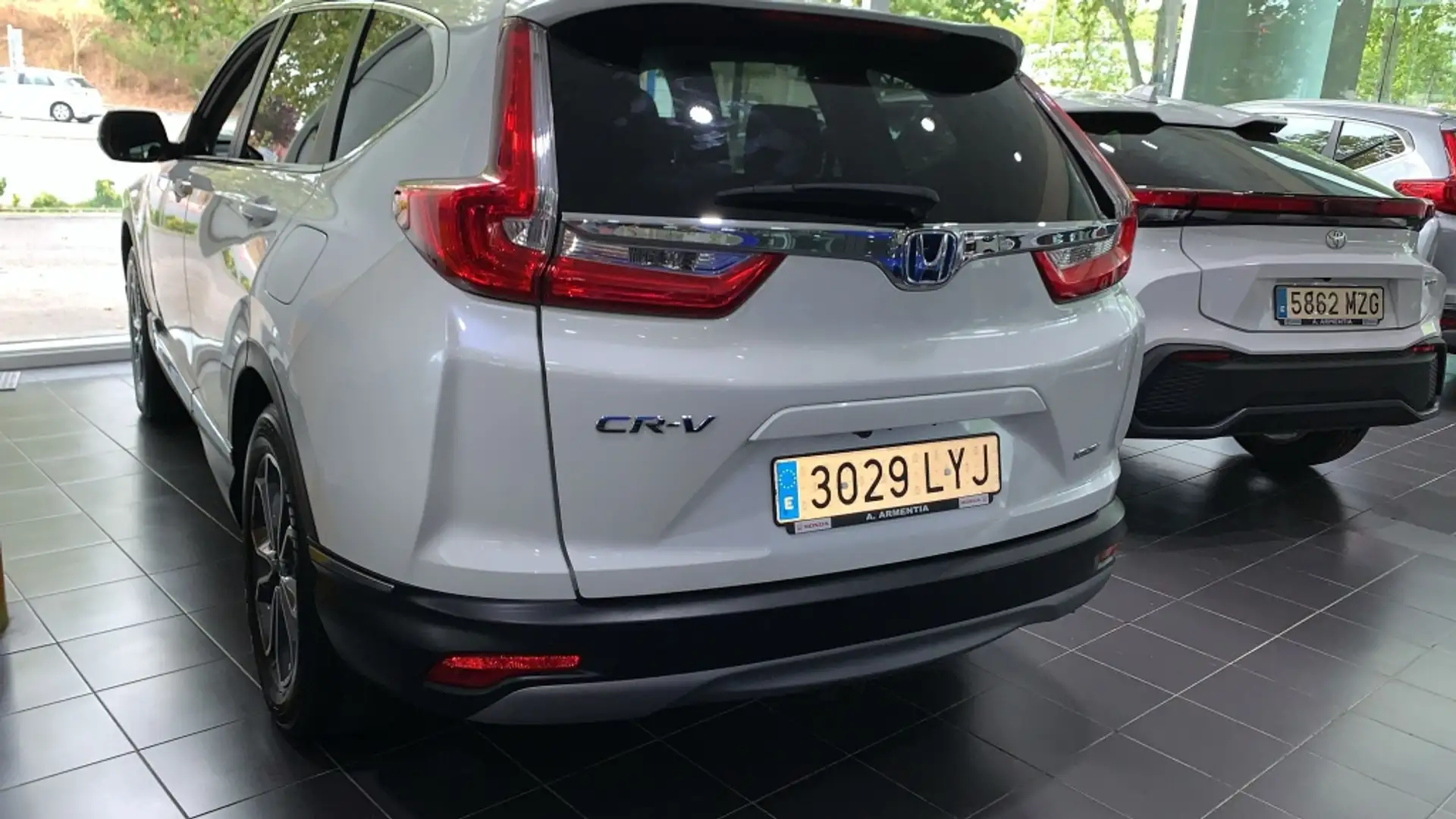 Honda CR-V 2.0 i-MMD Elegance Navi 4x2 Weiß - 2