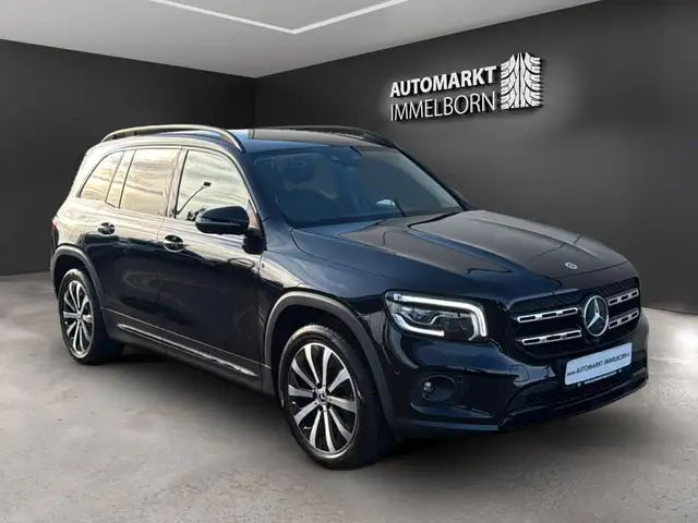 Mercedes-Benz GLB 250 4Matic AHK*STHZG*360*Mubeam*VollLeder*19