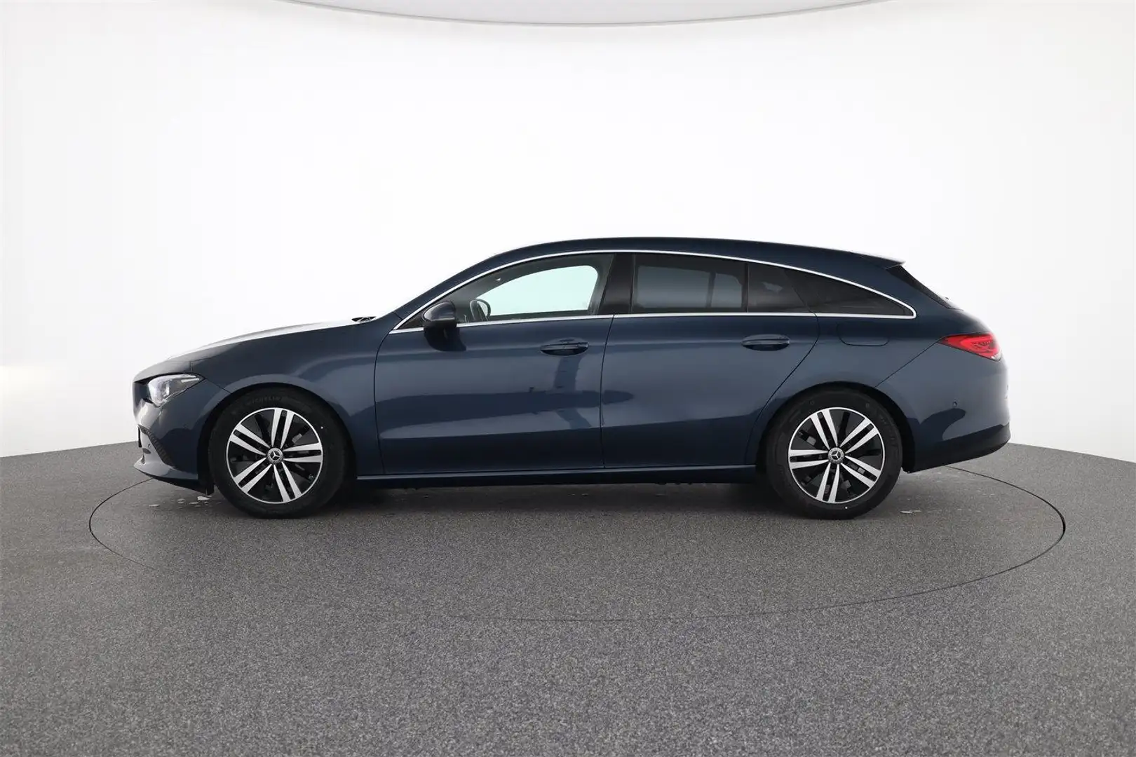 Mercedes-Benz CLA 200 d Shooting Brake AHK Sitzhzg Kamera Blau - 2