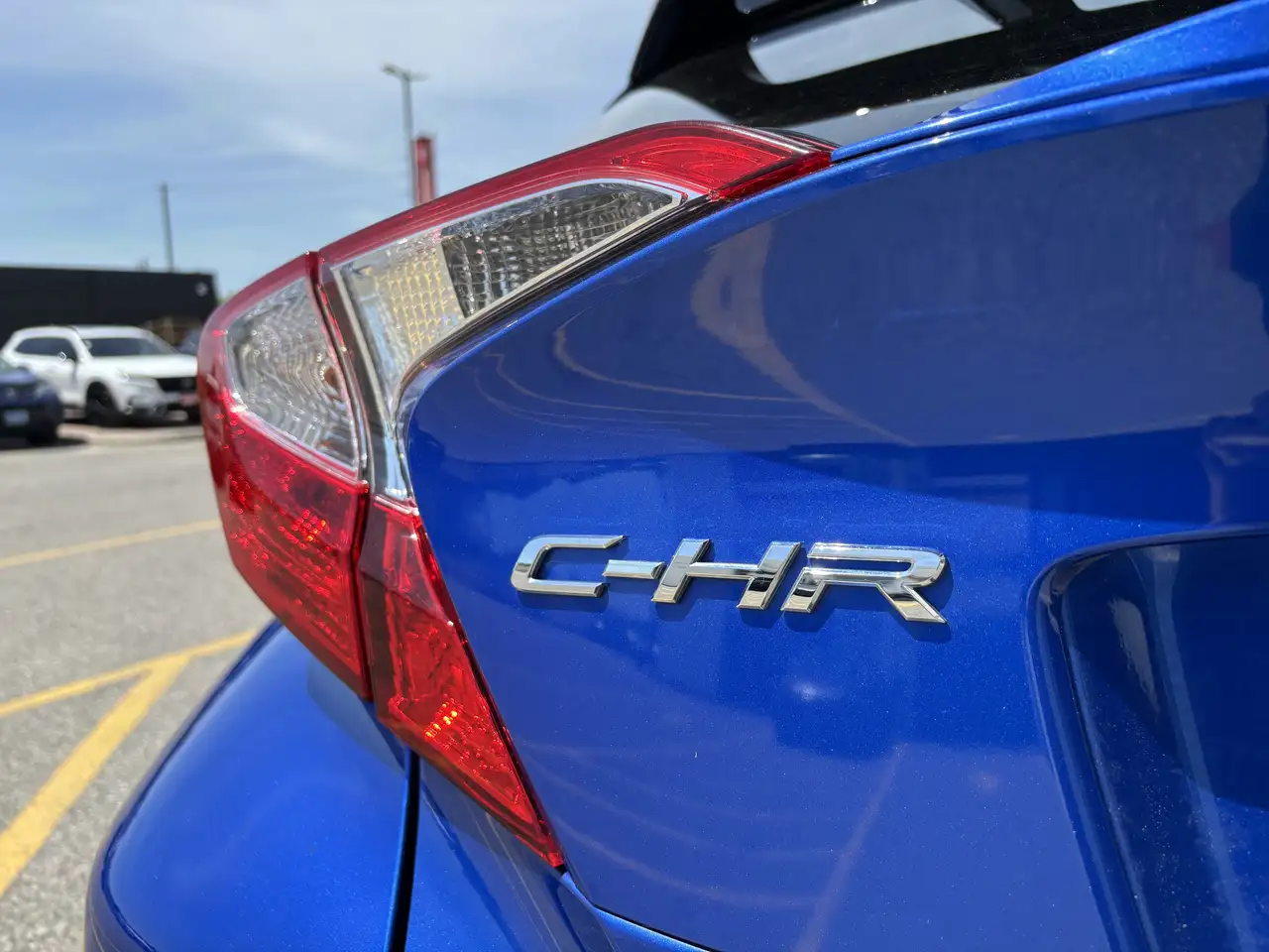 Toyota C-HR снимка Toyota C-HR