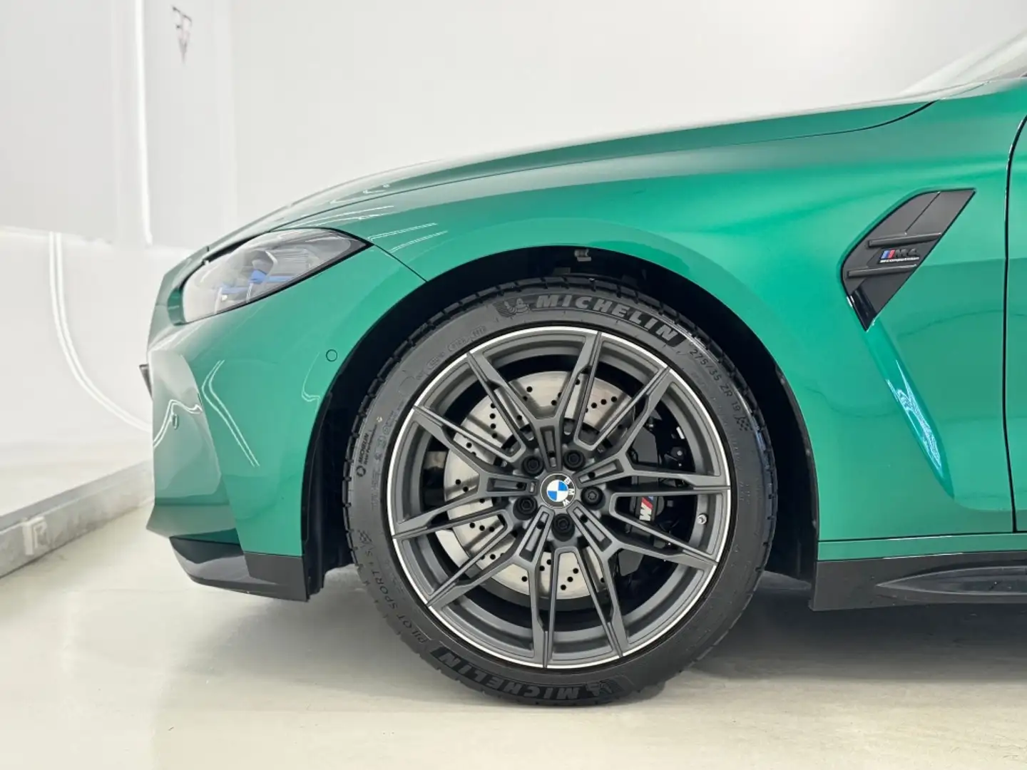 BMW M4 Coupé Competition Verde - 2