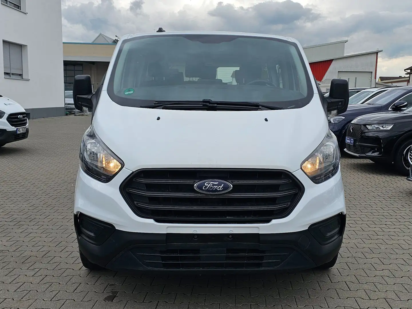 Ford Transit Custom 320 L2 9 Sitzer*Apple Carplay*Klima*PDC*SZH*Klima Blanc - 2