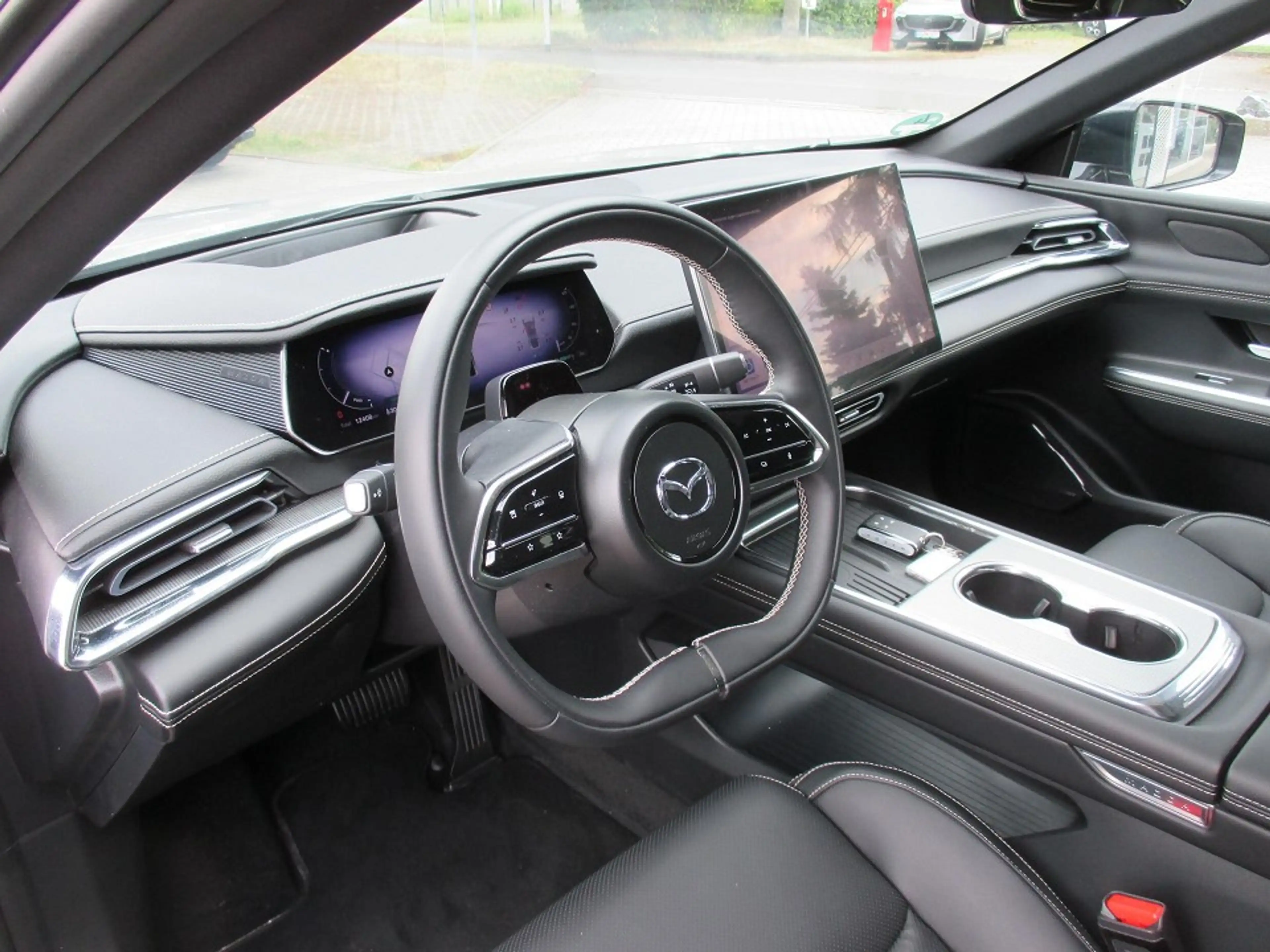 Mazda 6e 5HB EV 258 1AT RWD Takumi — photo 10