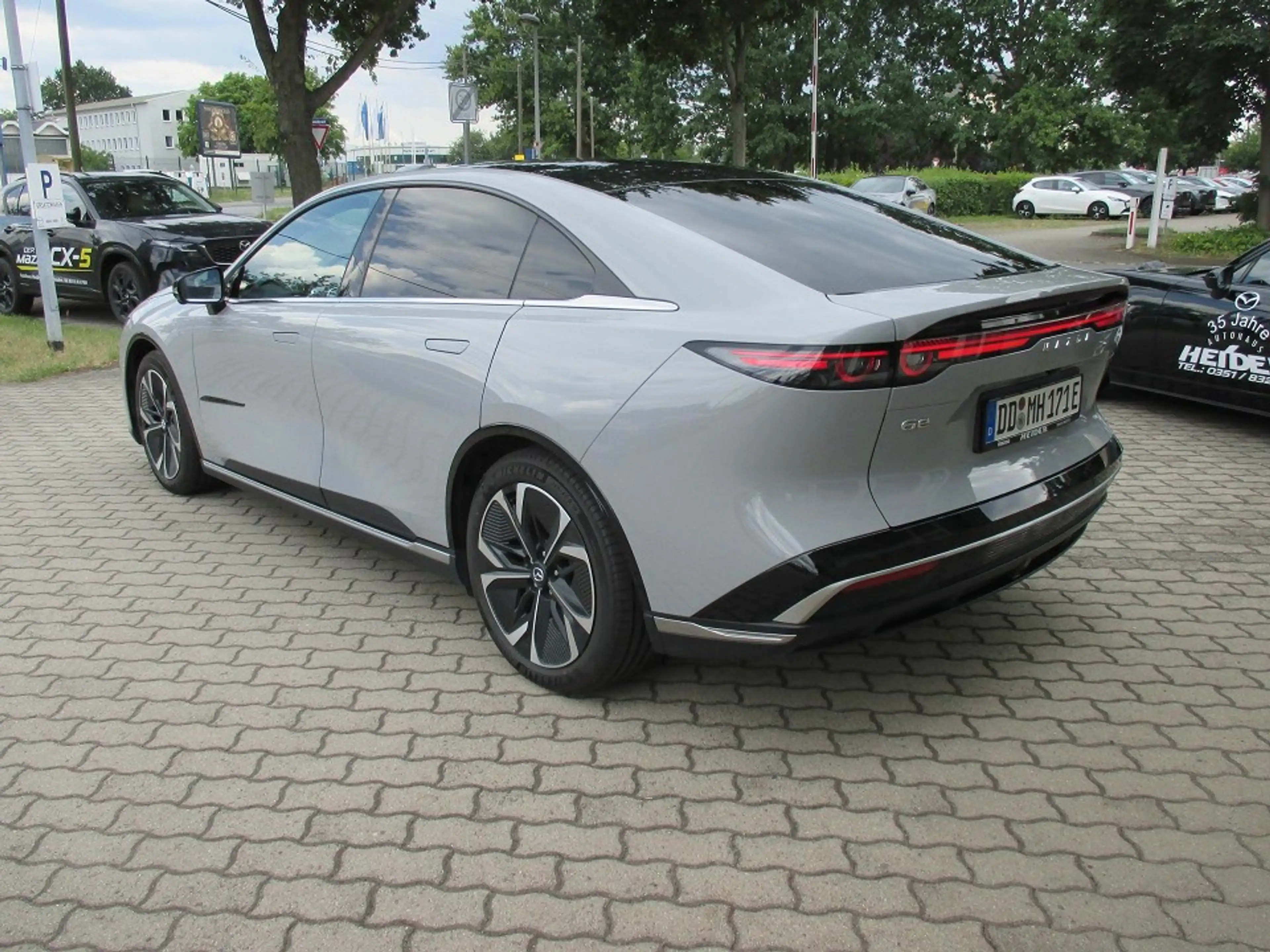Mazda 6e 5HB EV 258 1AT RWD Takumi — photo 5