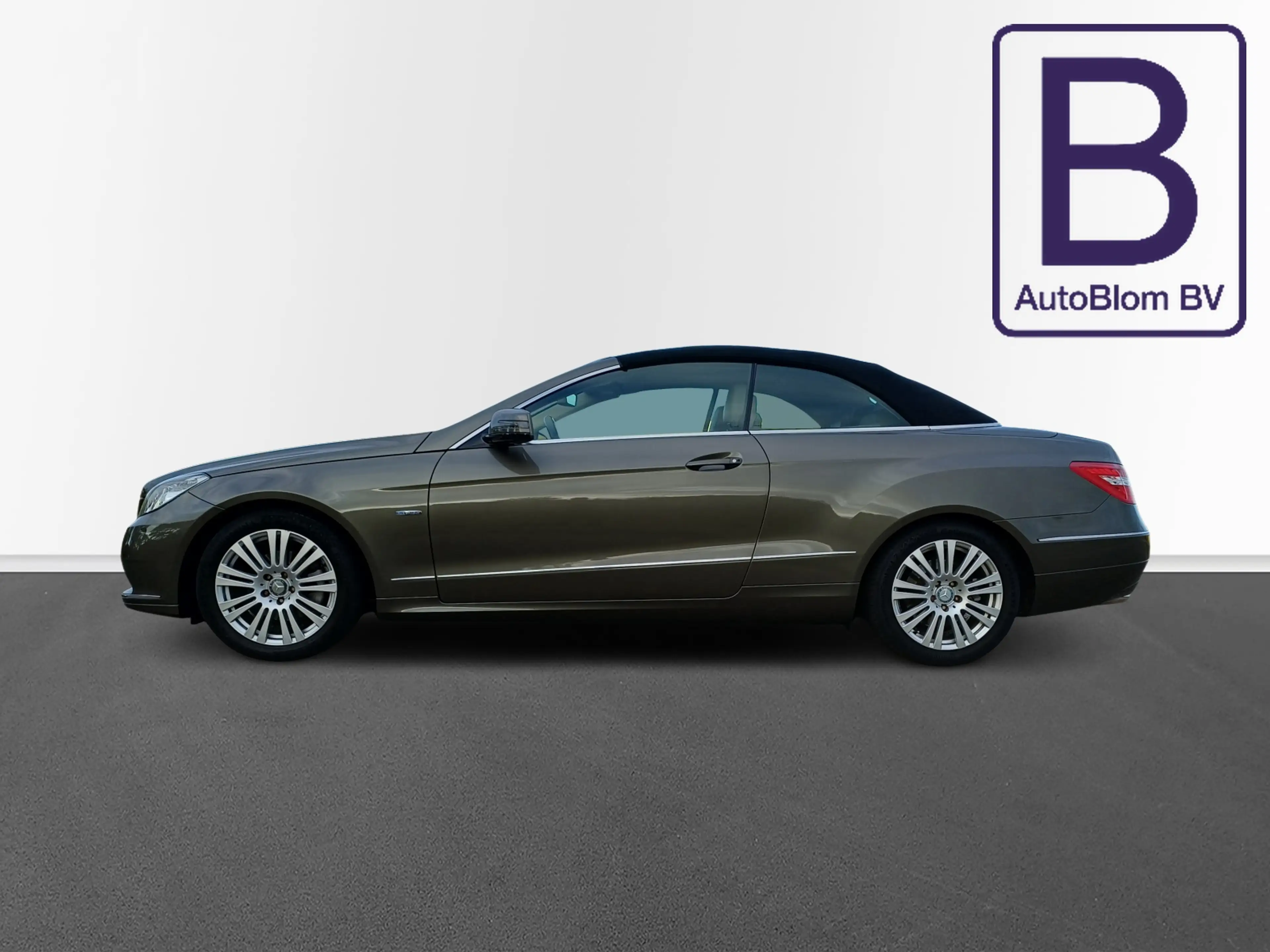 Mercedes-Benz E 250 Cabrio CGI Elegance /Prachtige auto!/Origin. NL/De — photo 9