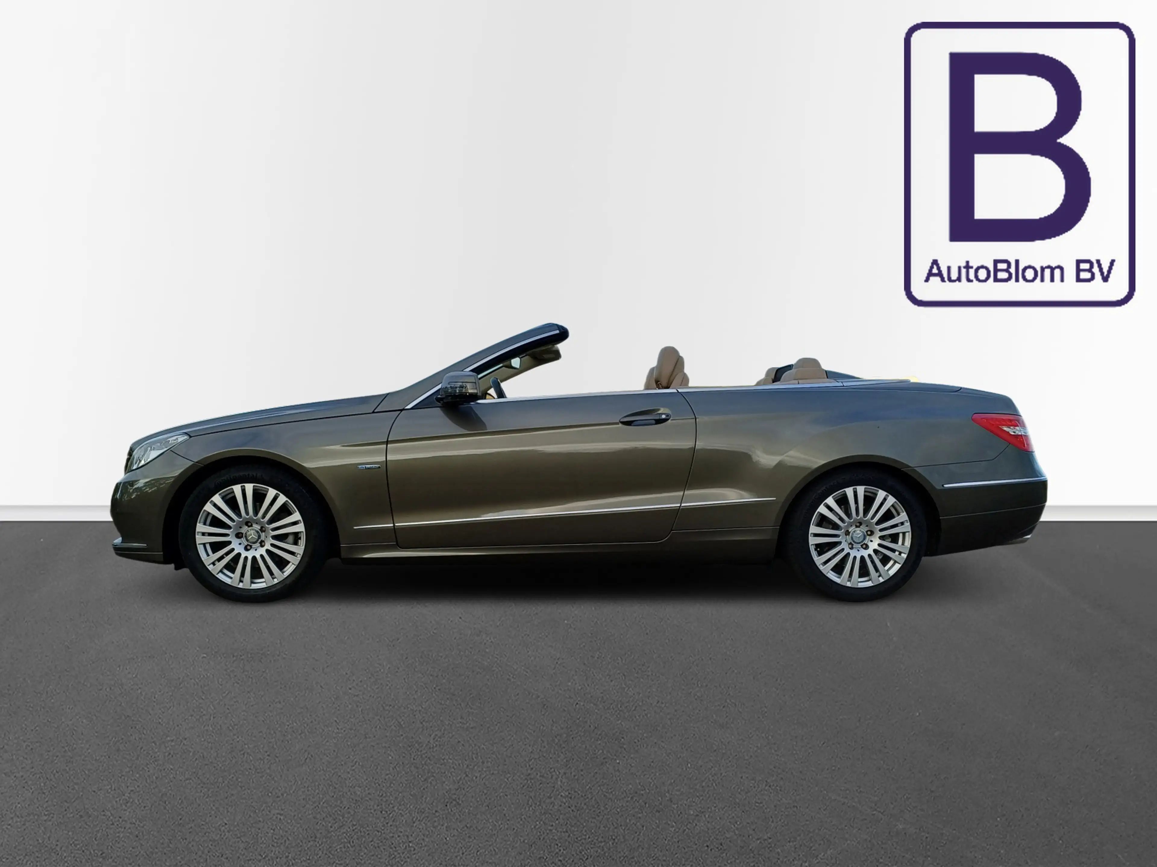 Mercedes-Benz E 250 Cabrio CGI Elegance /Prachtige auto!/Origin. NL/De — photo 40