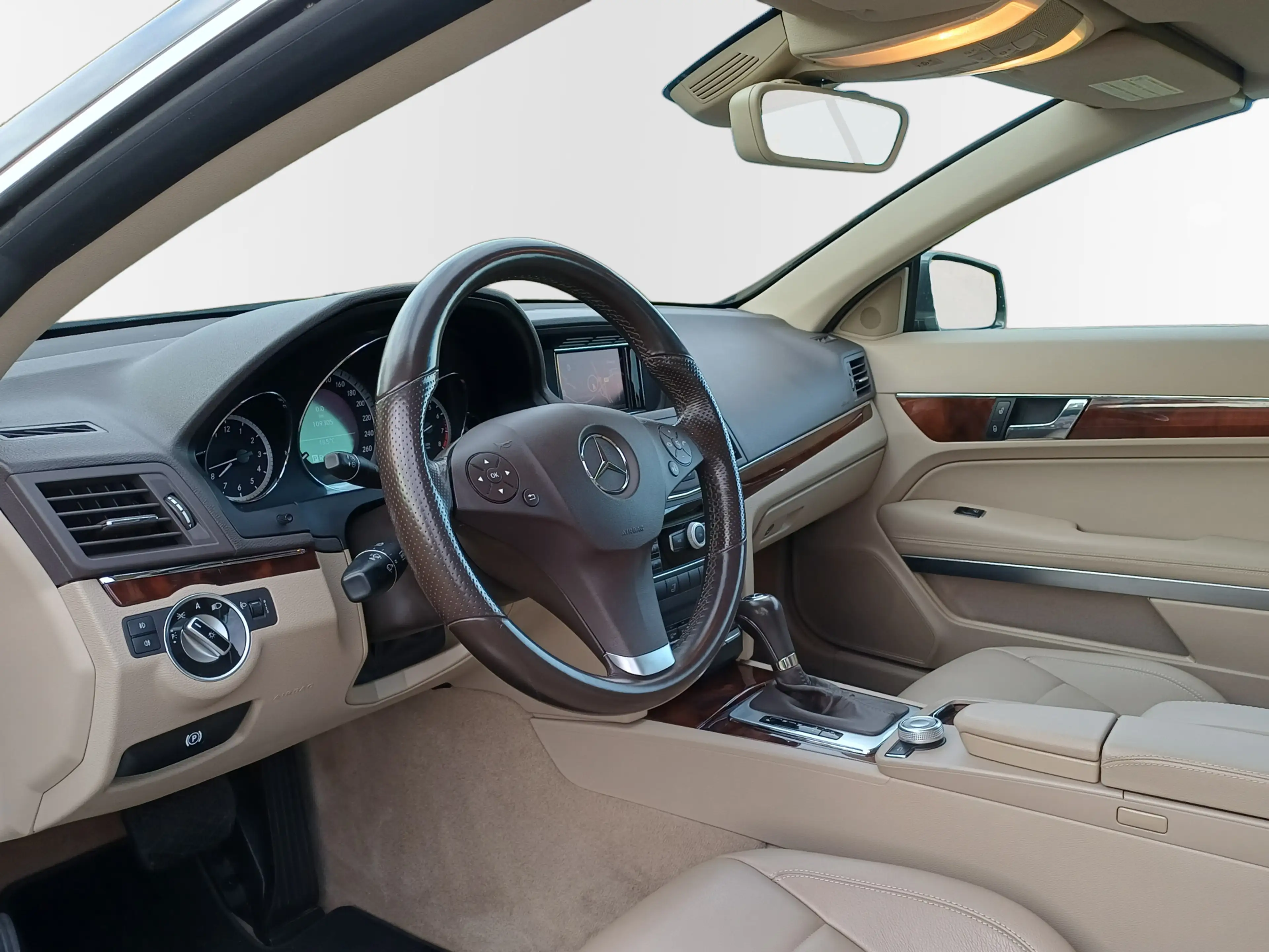 Mercedes-Benz E 250 Cabrio CGI Elegance /Prachtige auto!/Origin. NL/De — photo 19