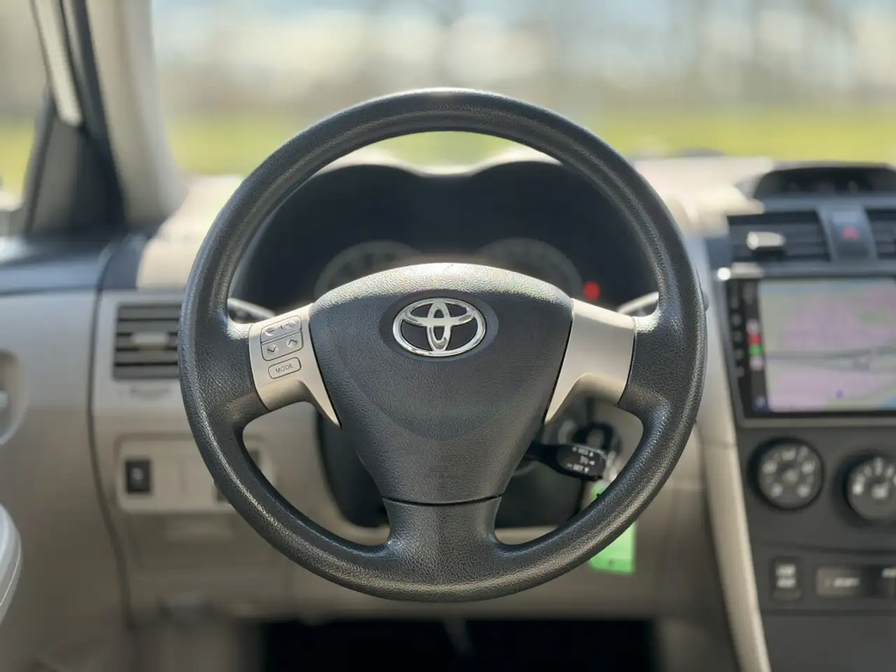 Toyota Corolla снимка Toyota Corolla