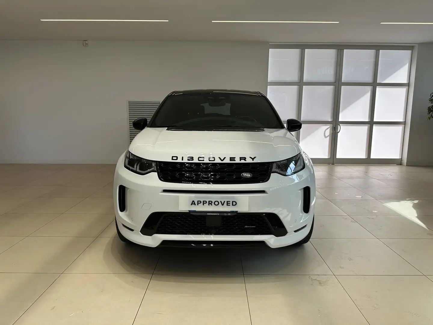 Land Rover Discovery Sport 2.0 TD4 163 CV AWD Auto R-Dynamic SE Weiß - 2