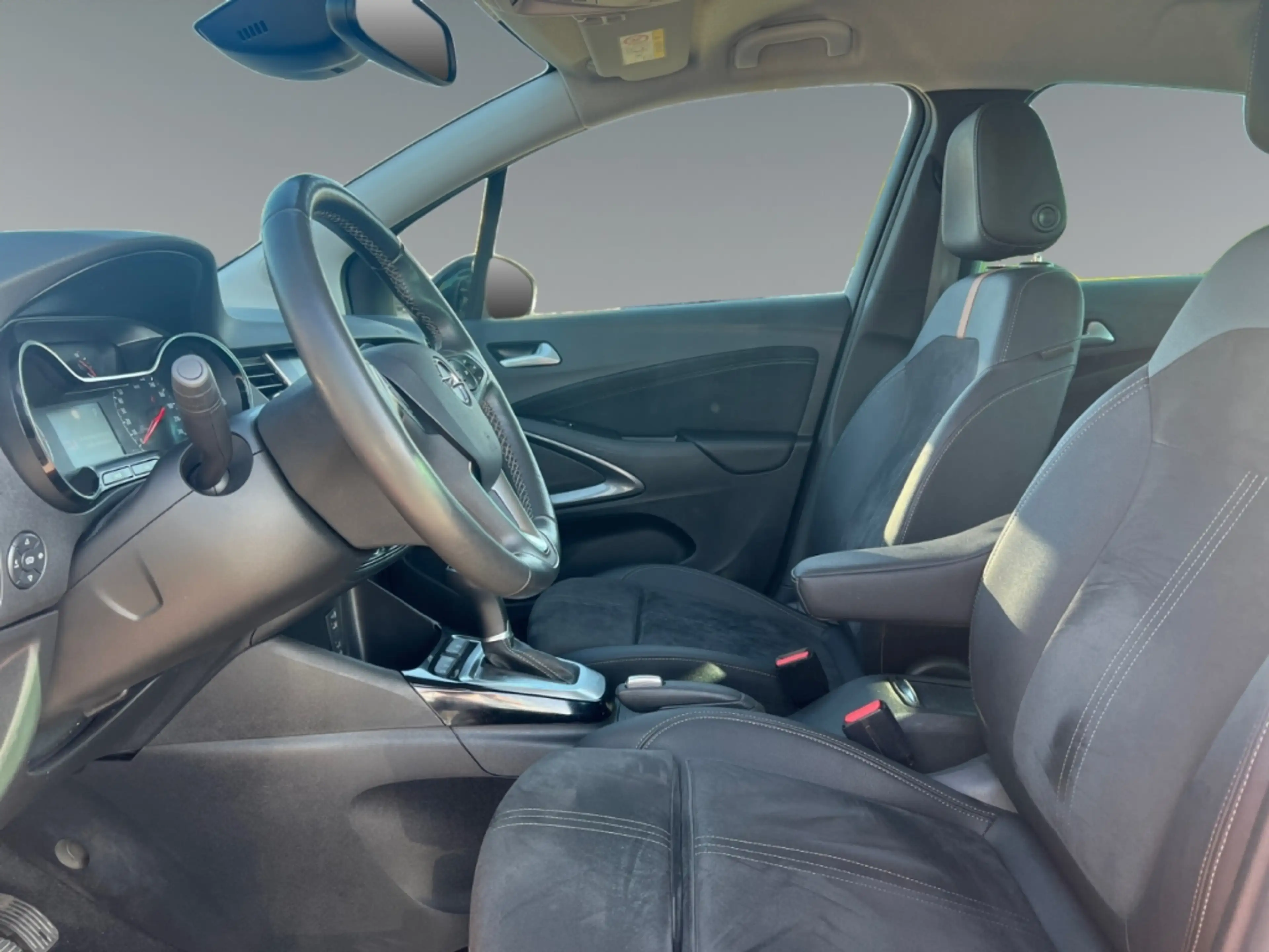 Opel Crossland Ultimate Navi Leder LED Apple CarPlay Android Auto — photo 4