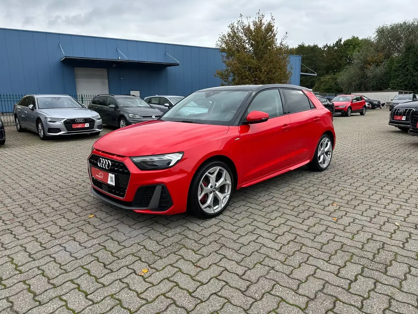 Audi A1 40 TFSI S-Line LED Nav 18" B&O Ambiente SHZ Rot - 1