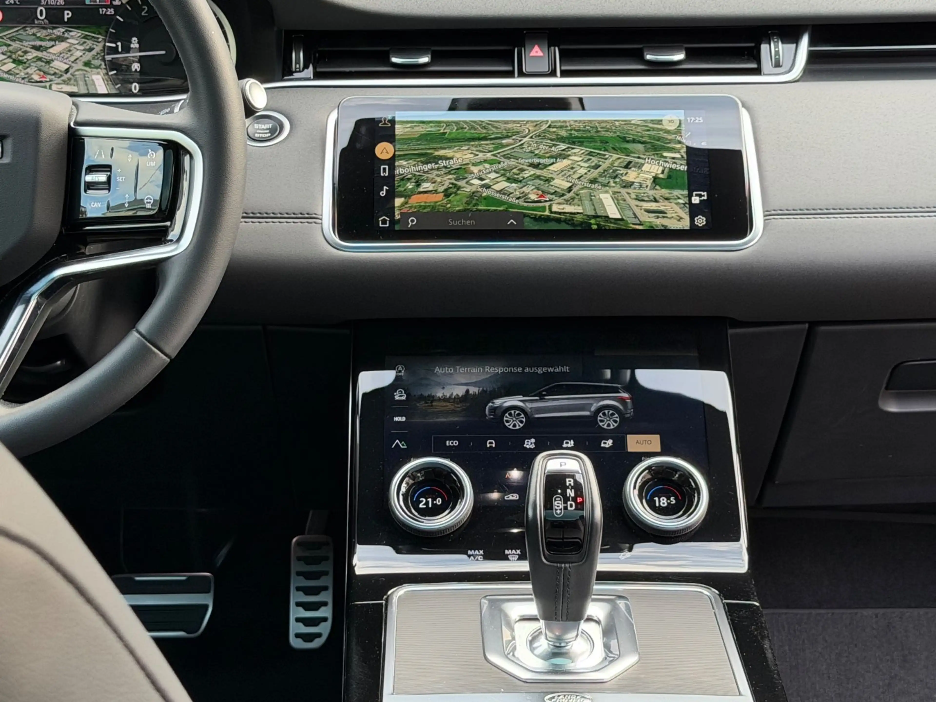 Land Rover Range Rover Evoque Evoque D200 BlackPack AHK Pano 20Zoll Neuwertig! — photo 9