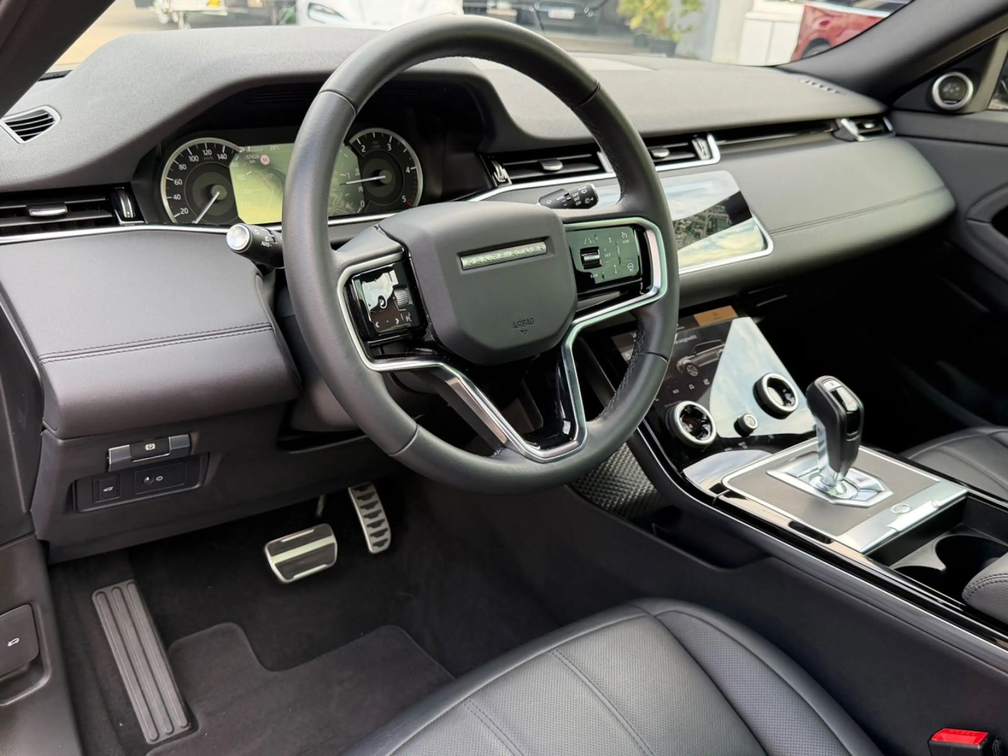 Land Rover Range Rover Evoque Evoque D200 BlackPack AHK Pano 20Zoll Neuwertig! — photo 8
