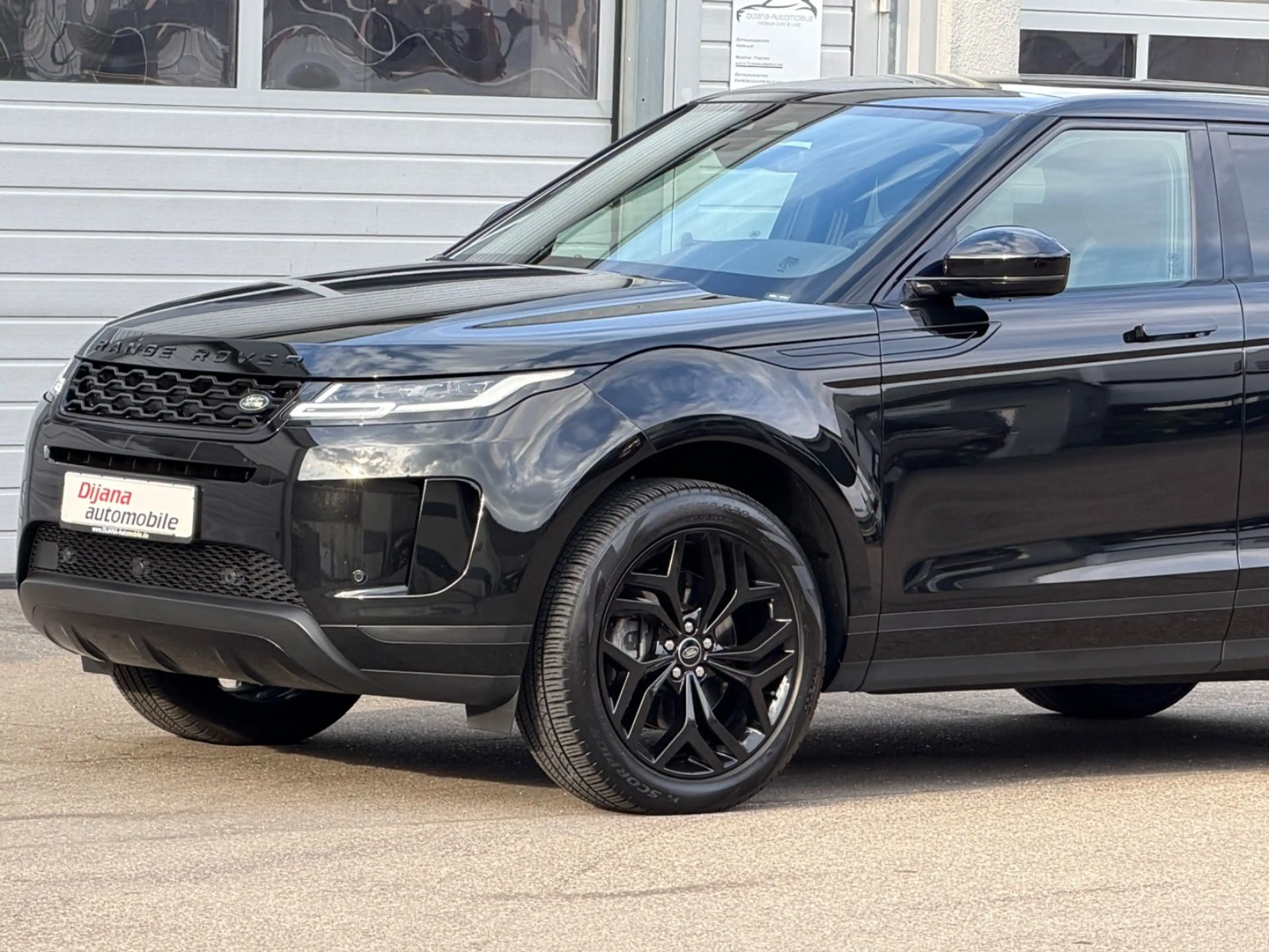 Land Rover Range Rover Evoque Evoque D200 BlackPack AHK Pano 20Zoll Neuwertig! — photo 5