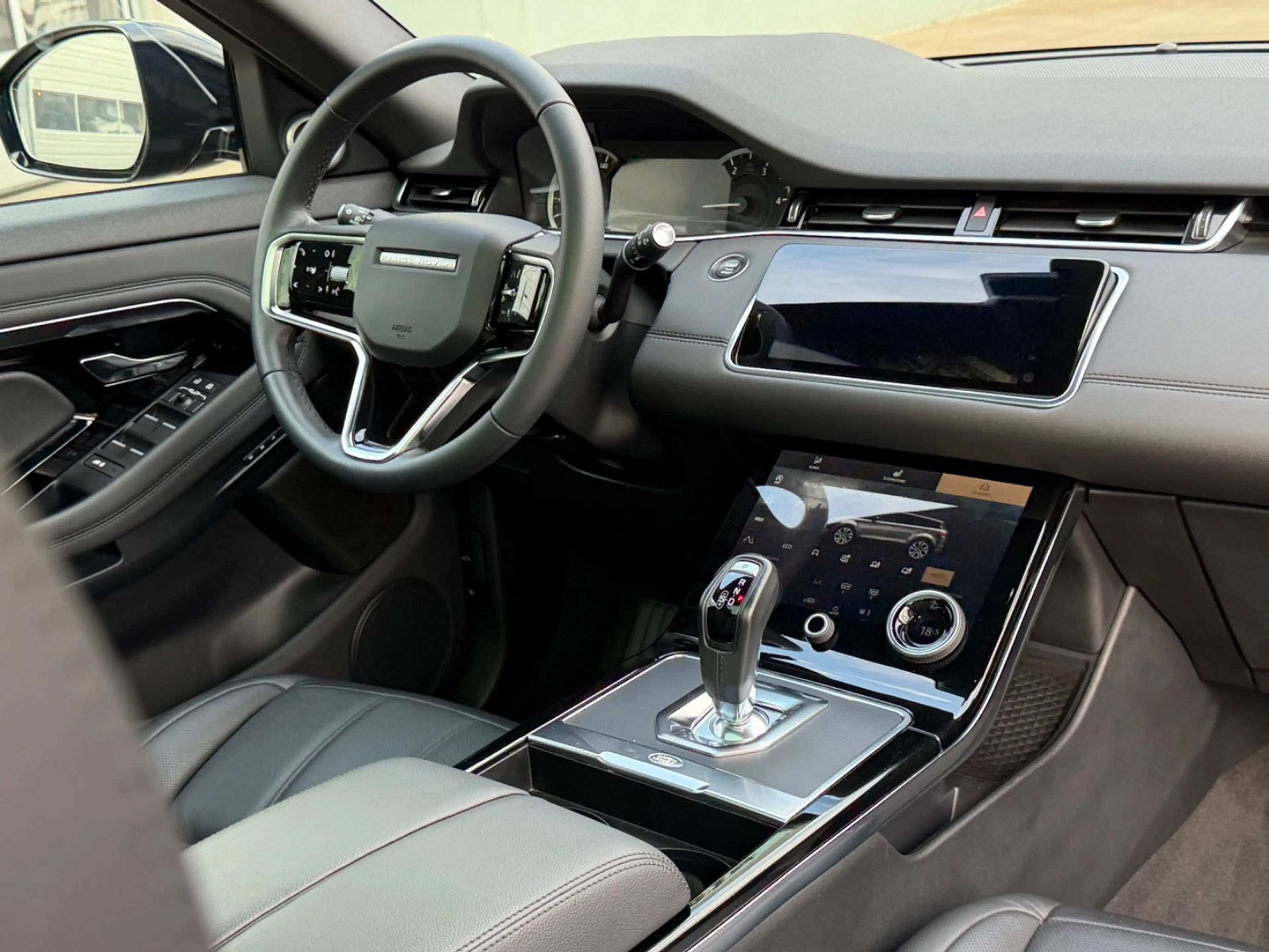 Land Rover Range Rover Evoque Evoque D200 BlackPack AHK Pano 20Zoll Neuwertig! — photo 10