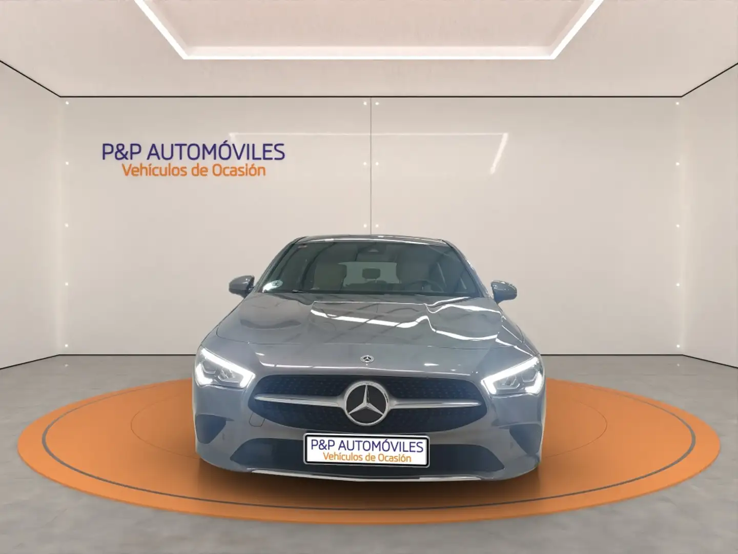 Mercedes-Benz CLA 220 Shooting Brake 220d 8G-DCT (4.75) Gris - 1