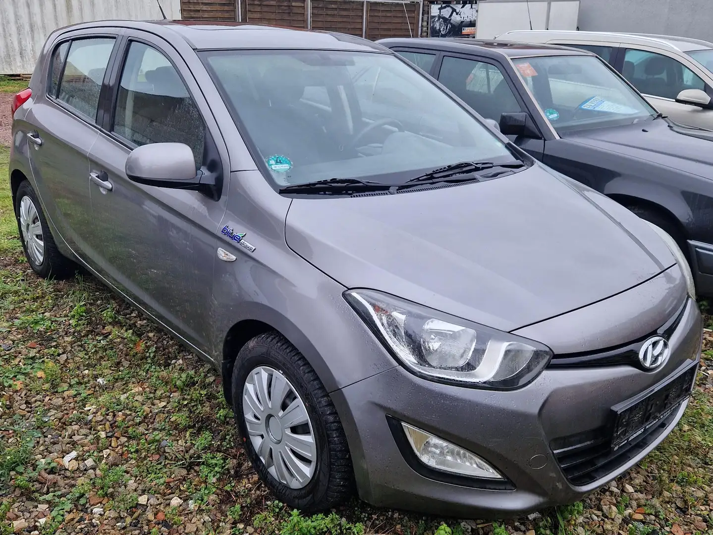 Hyundai i20 i20 Diesel 5-Türer 1.1 CRDi Style Gri - 1
