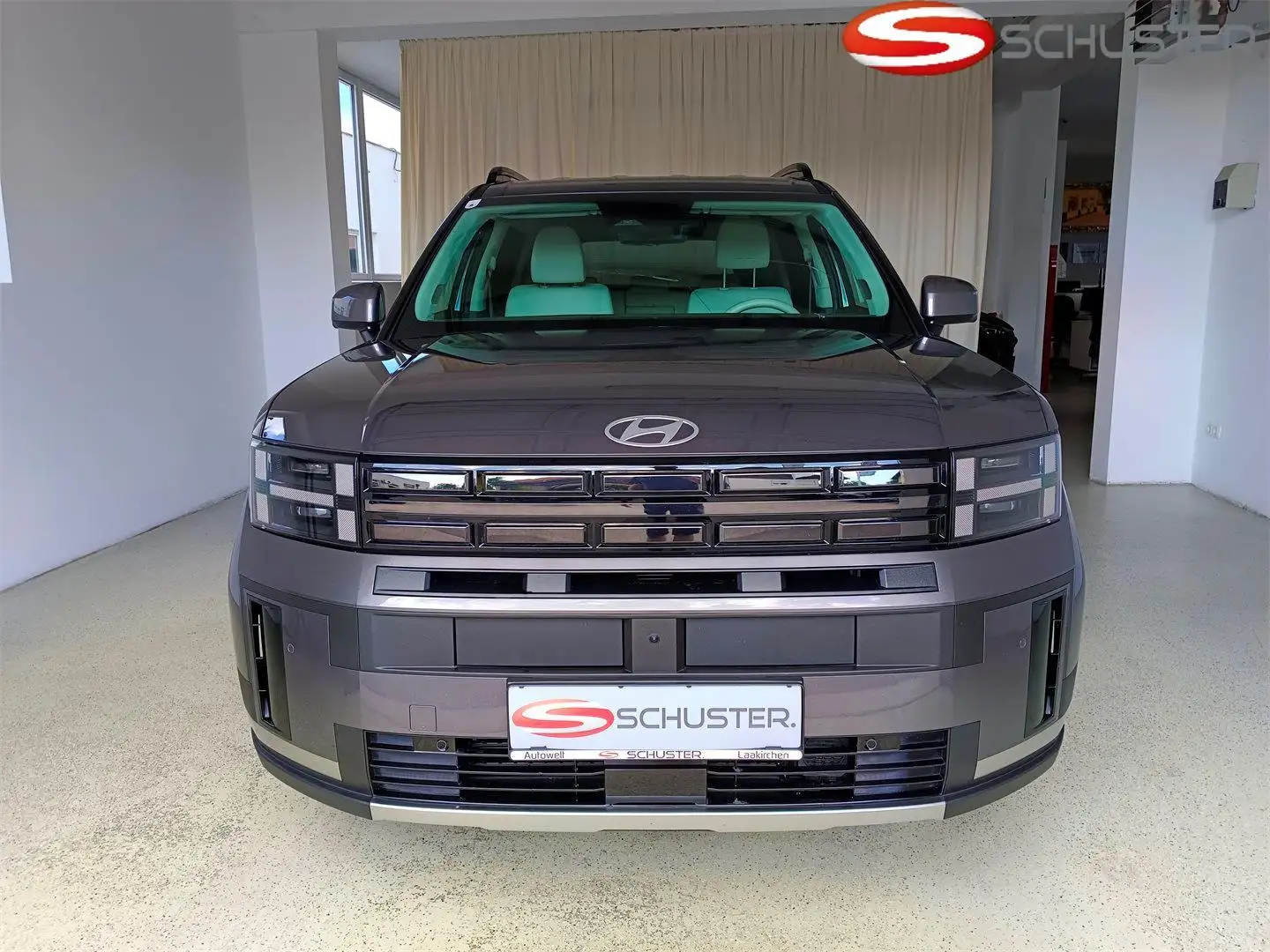 Hyundai SANTA FE Santa Fe 1,6 T-GDI Plug-In 4WD Prestige Line Grau - 2