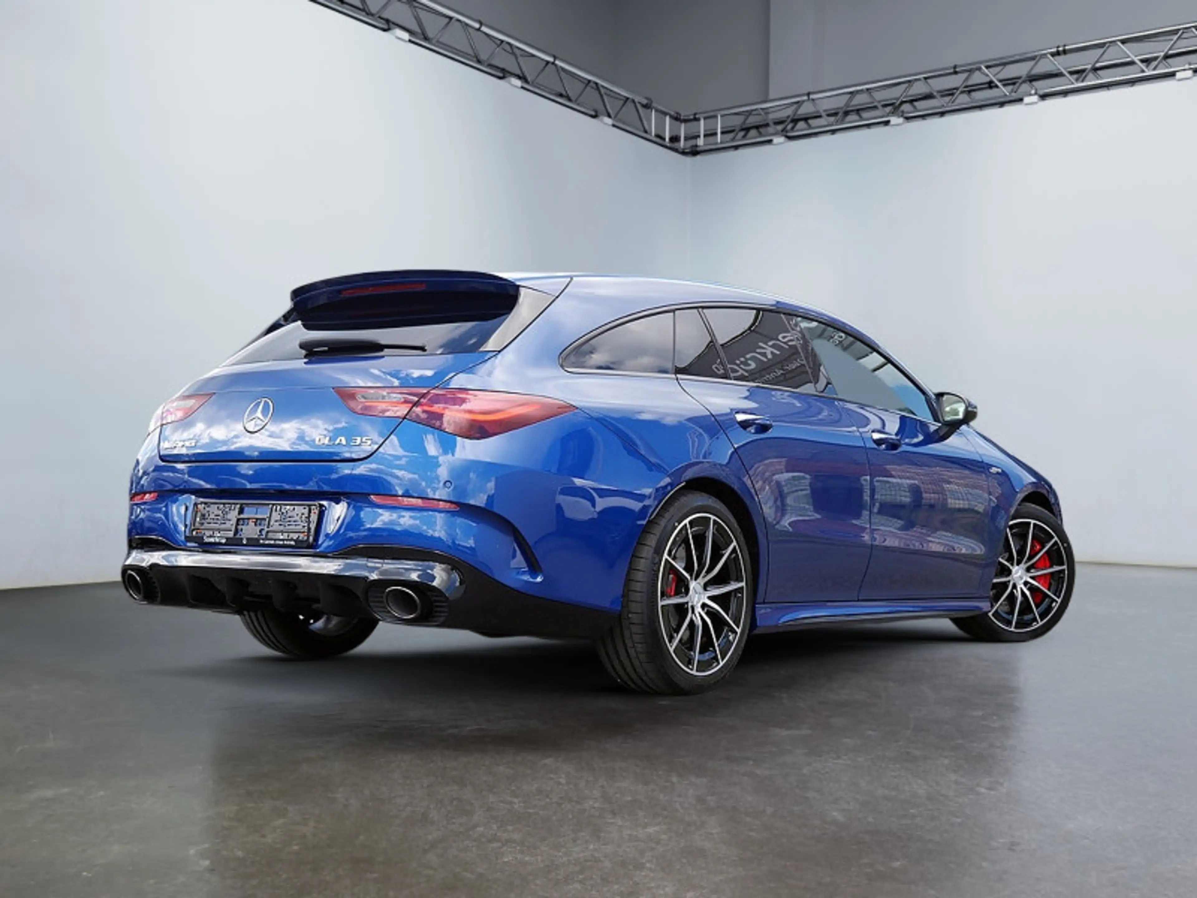 Mercedes-Benz CLA 35 AMG 4M SB // AMG BURM NIGHT MEMO MULTI — photo 4