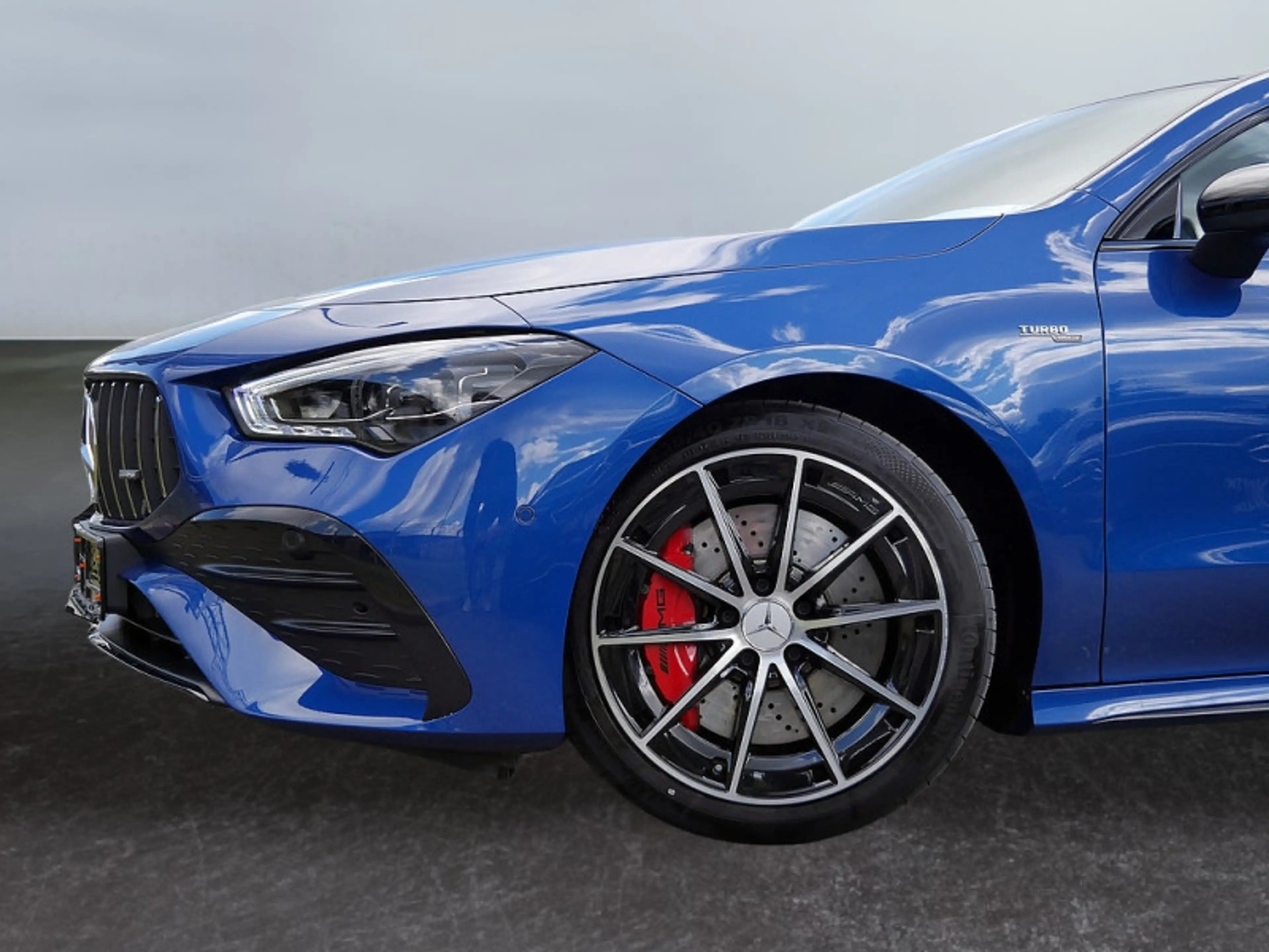 Mercedes-Benz CLA 35 AMG 4M SB // AMG BURM NIGHT MEMO MULTI — photo 6