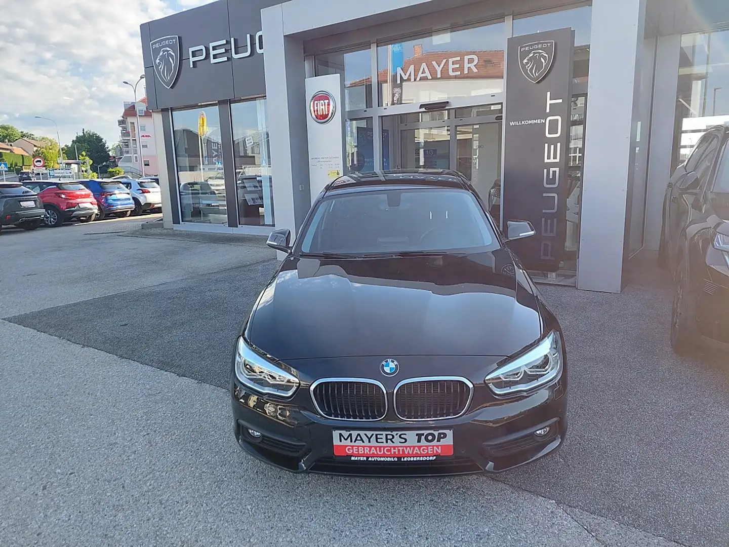 BMW 116 i Advantage Schwarz - 2