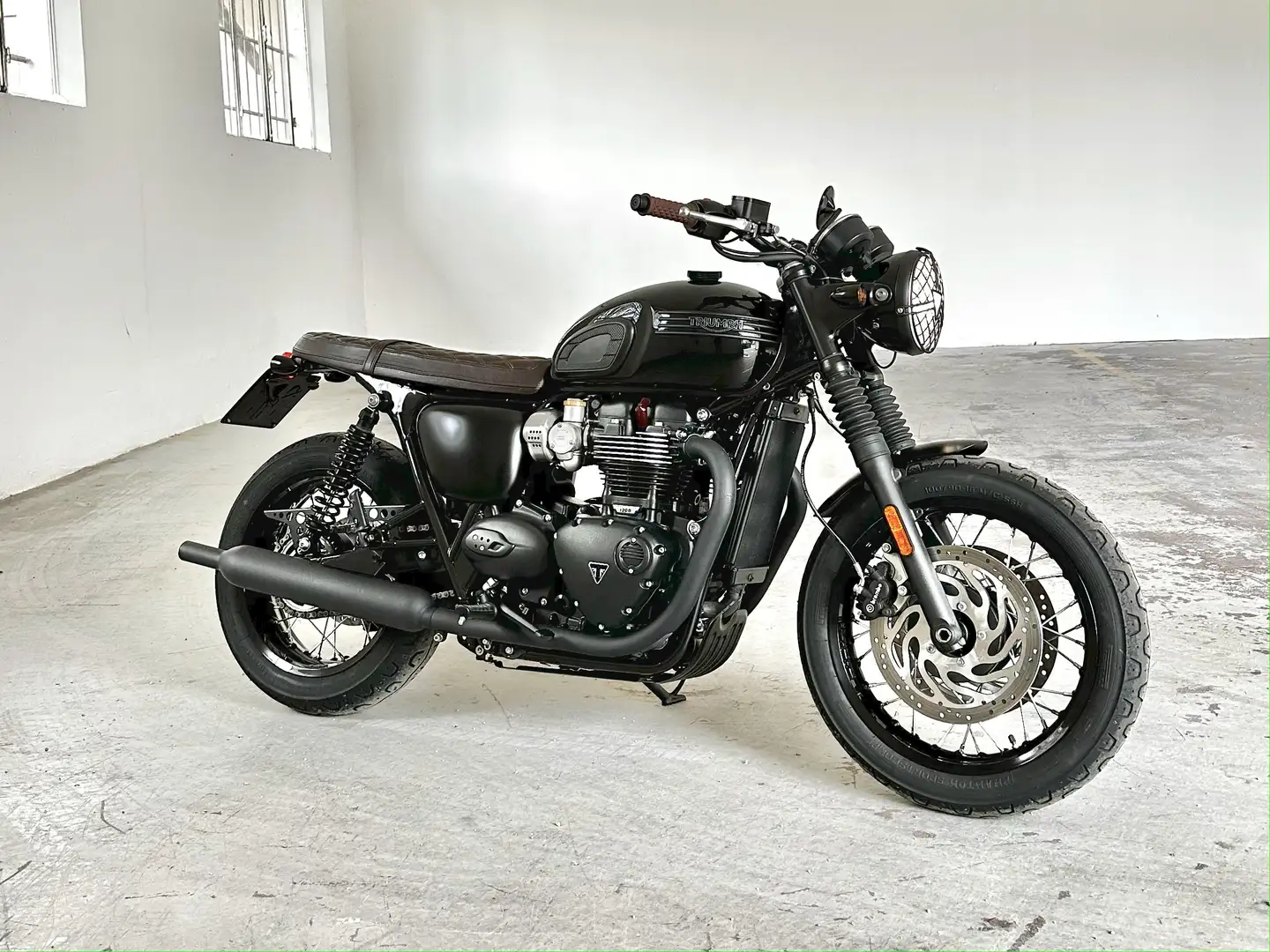 Triumph Bonneville T120 black edition Nero - 1
