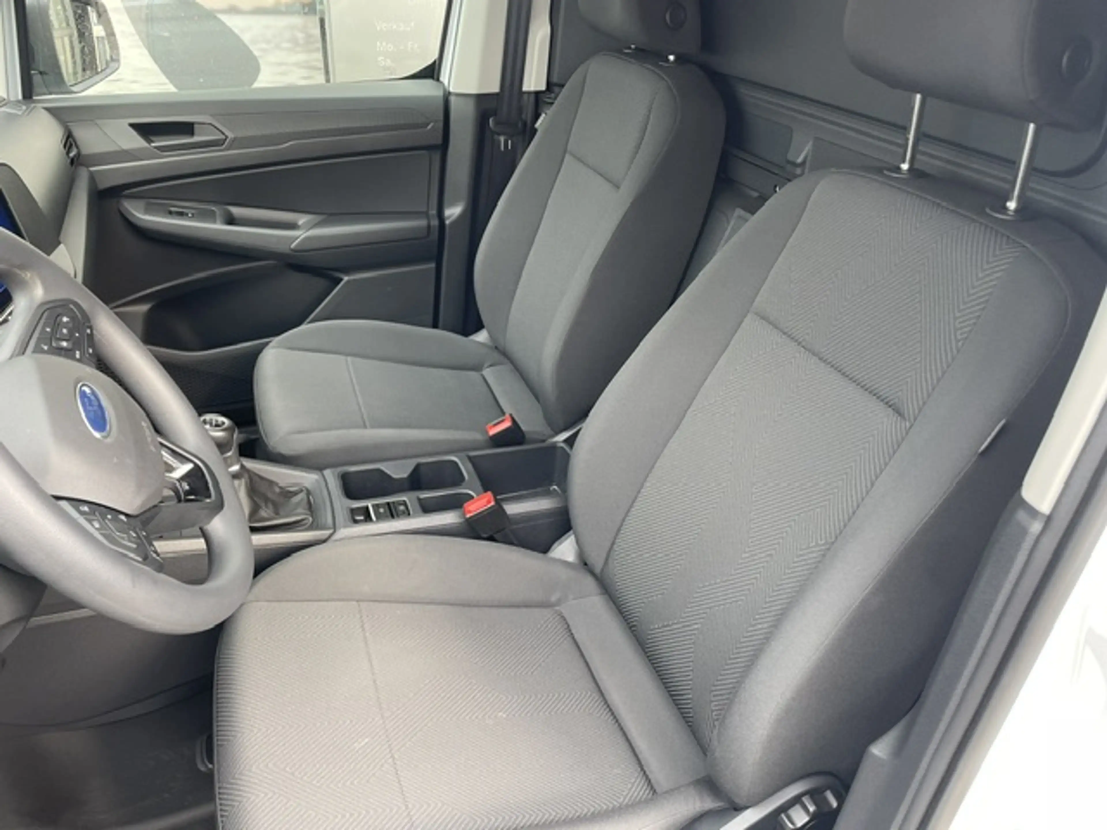 Ford Transit Connect Trend L2 Kasten — photo 7